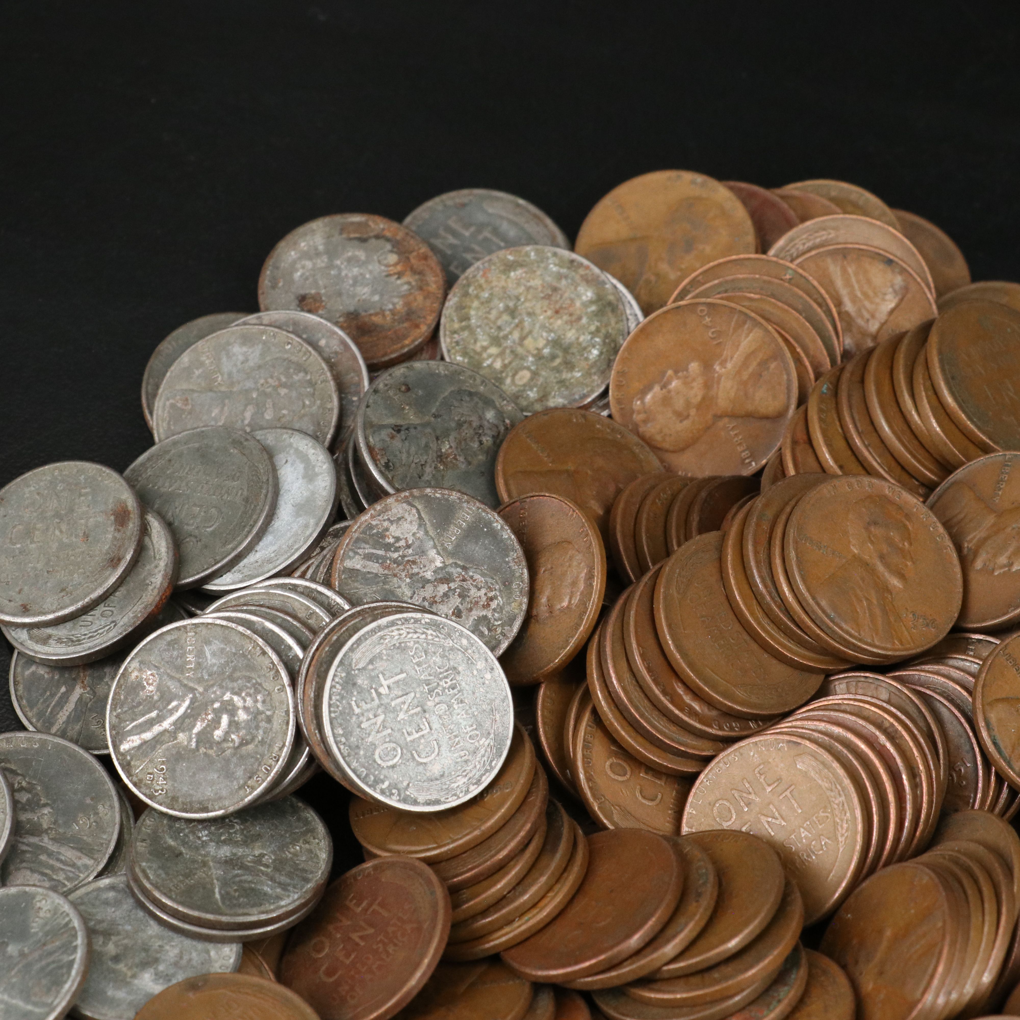 Collection of 800 Wheat Cents and Buffalo Nickels