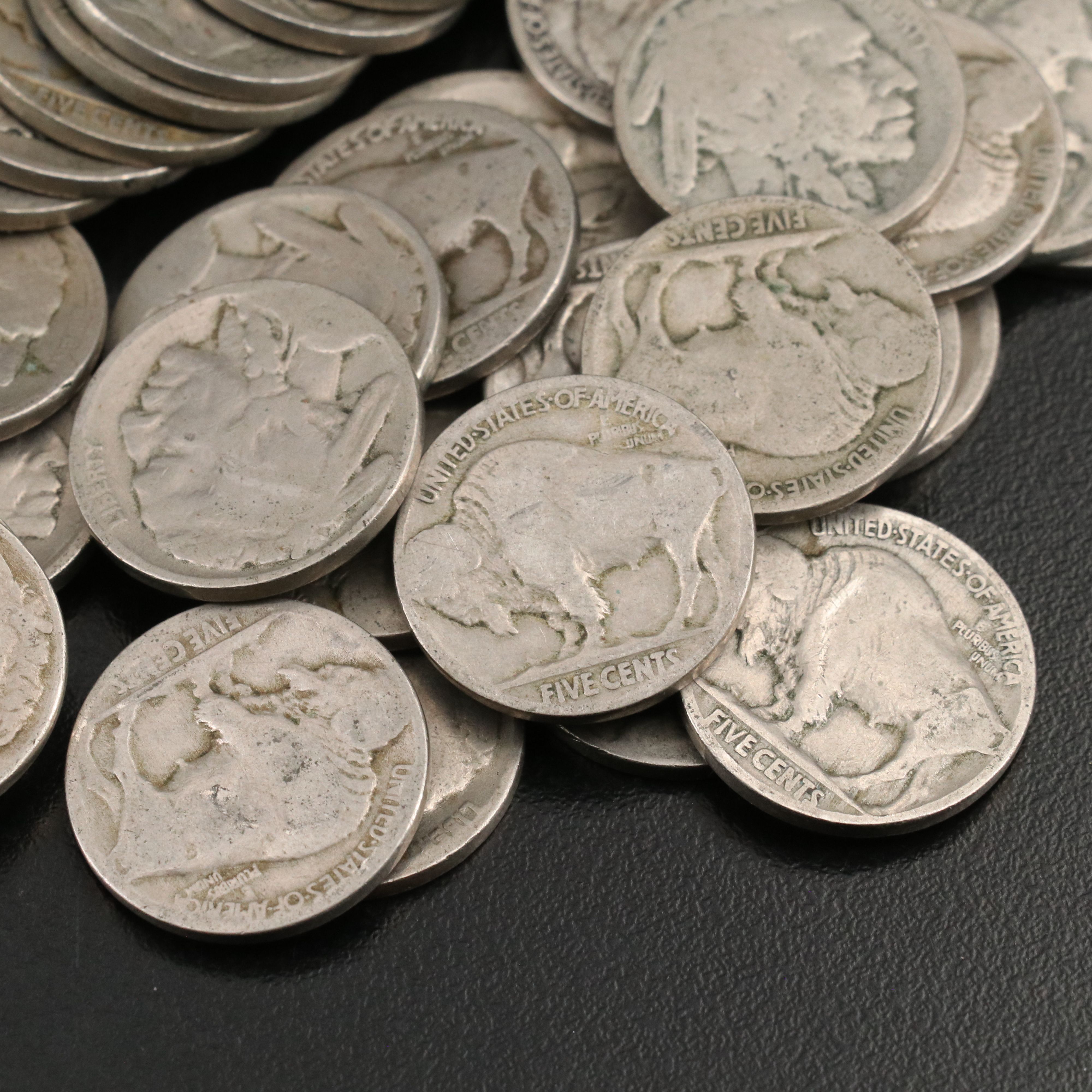 Collection of 800 Wheat Cents and Buffalo Nickels
