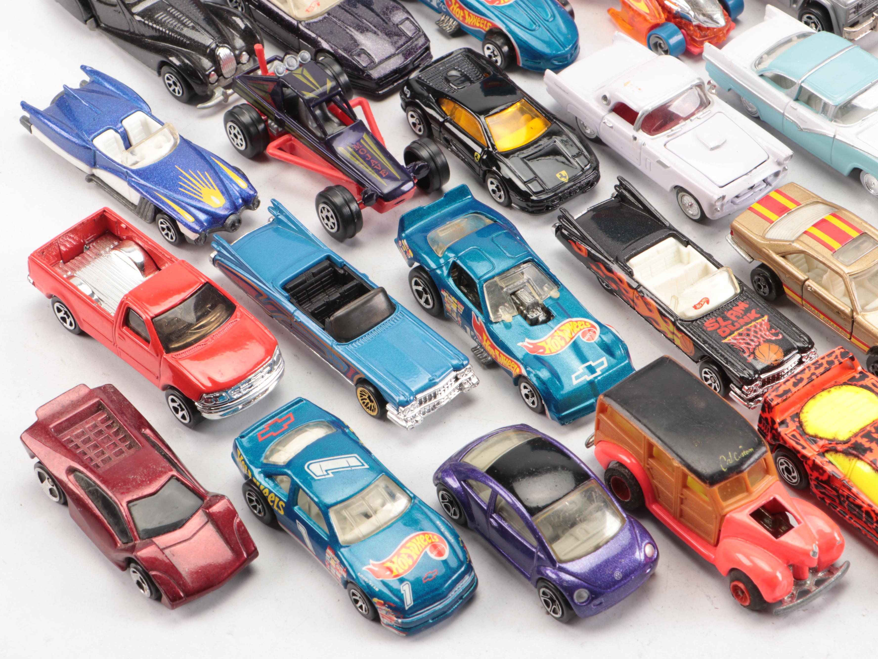 Hot Wheels, Matchbox, Racing Champions and More Toy Cars in Case