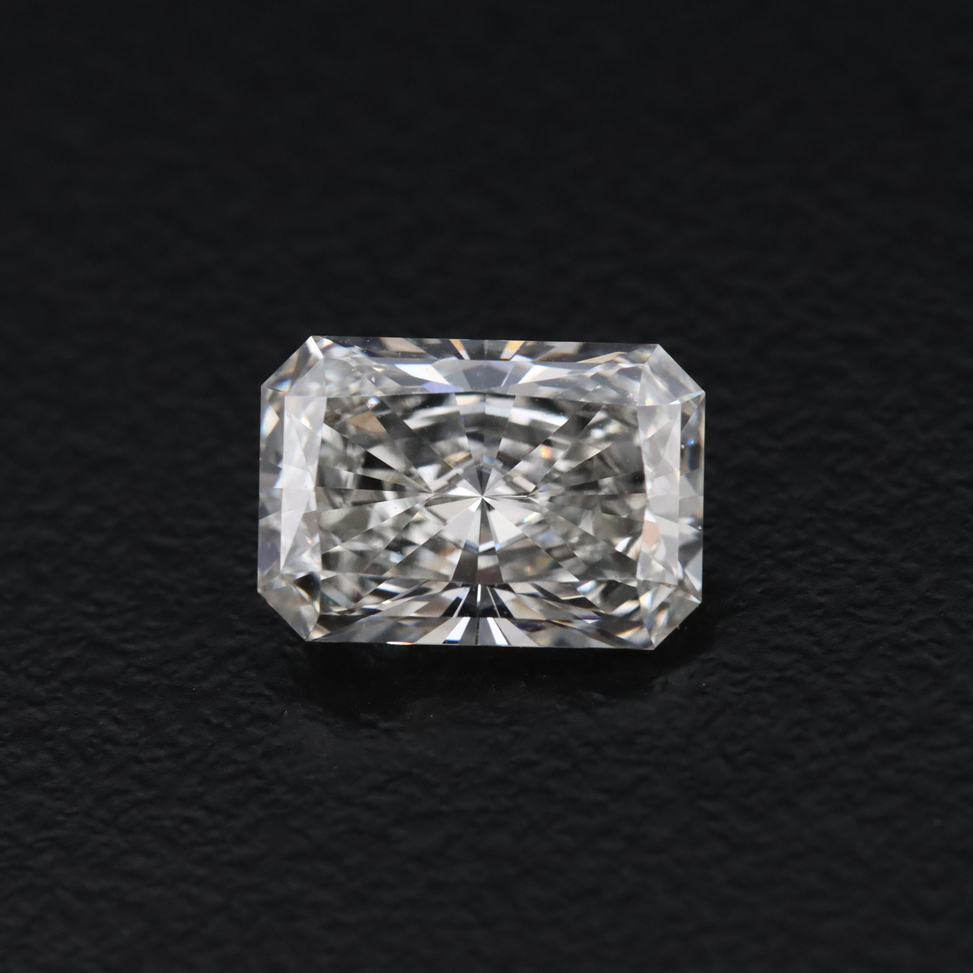 Loose 1.75 CT Lab Grown Diamond with IGI Report