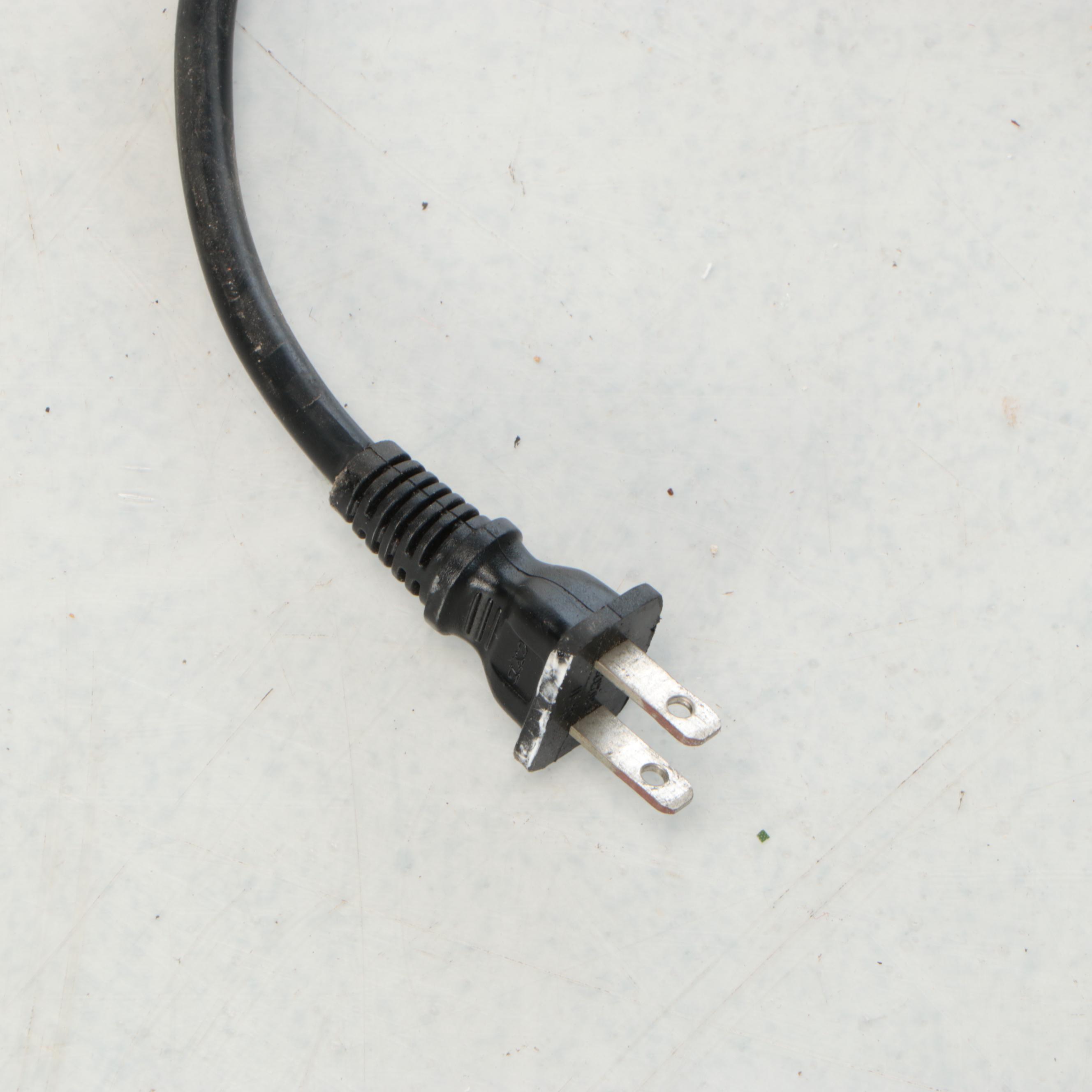 Christmas 32 Fiber Optic Snowmen with Animated Ski Figure