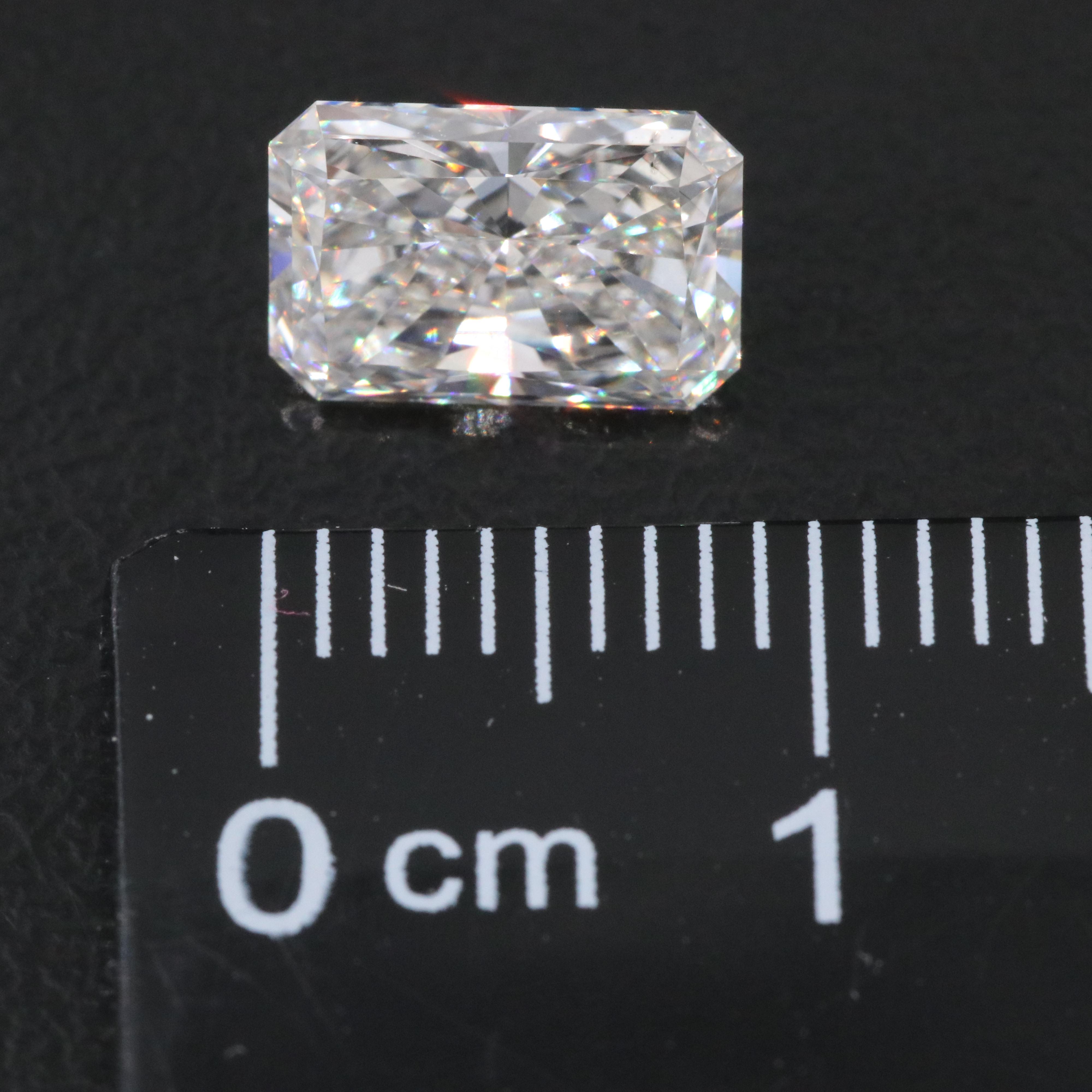 Loose 1.78 CT Lab Grown Diamond with IGI Report