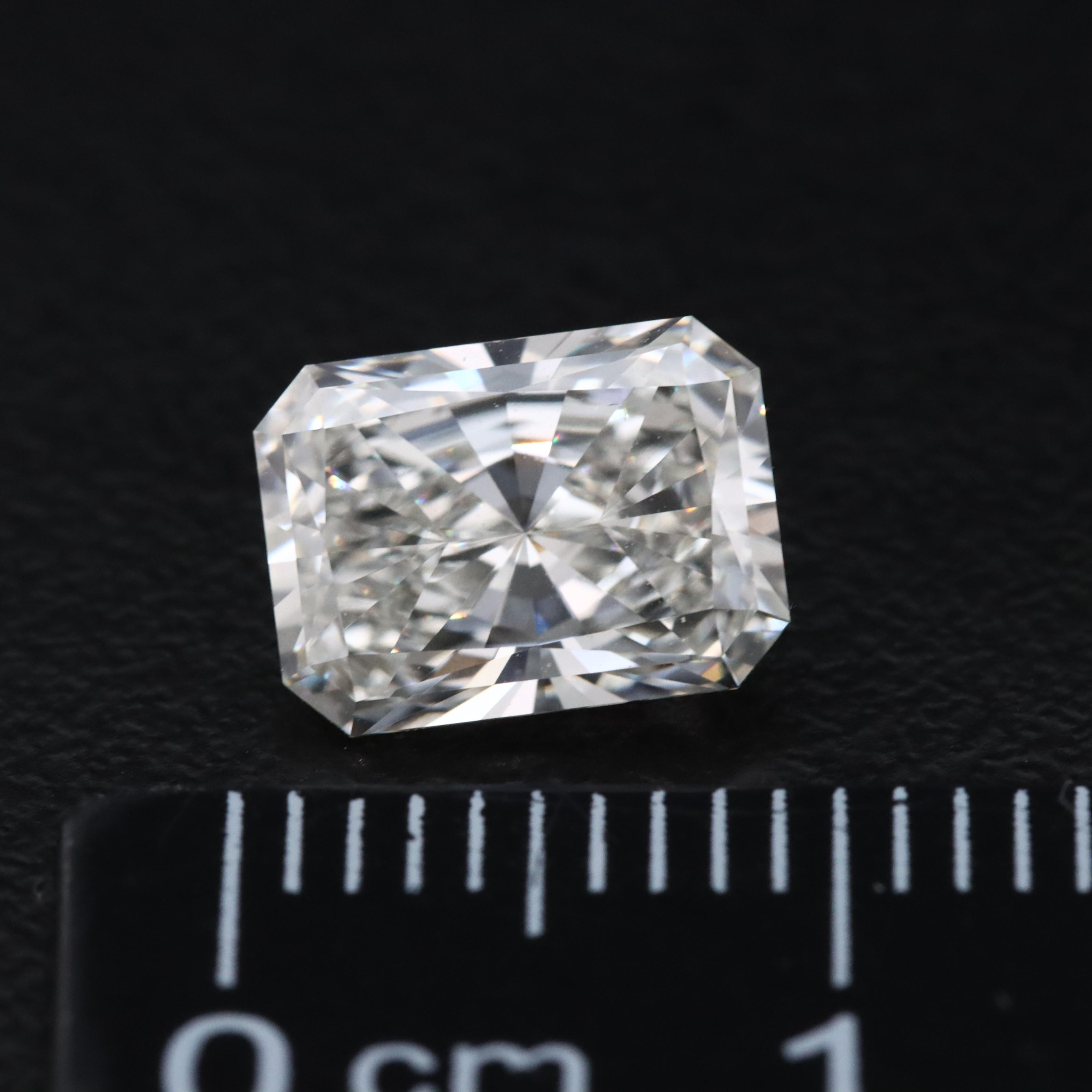 Loose 1.88 CT Lab Grown Diamond with IGI Report