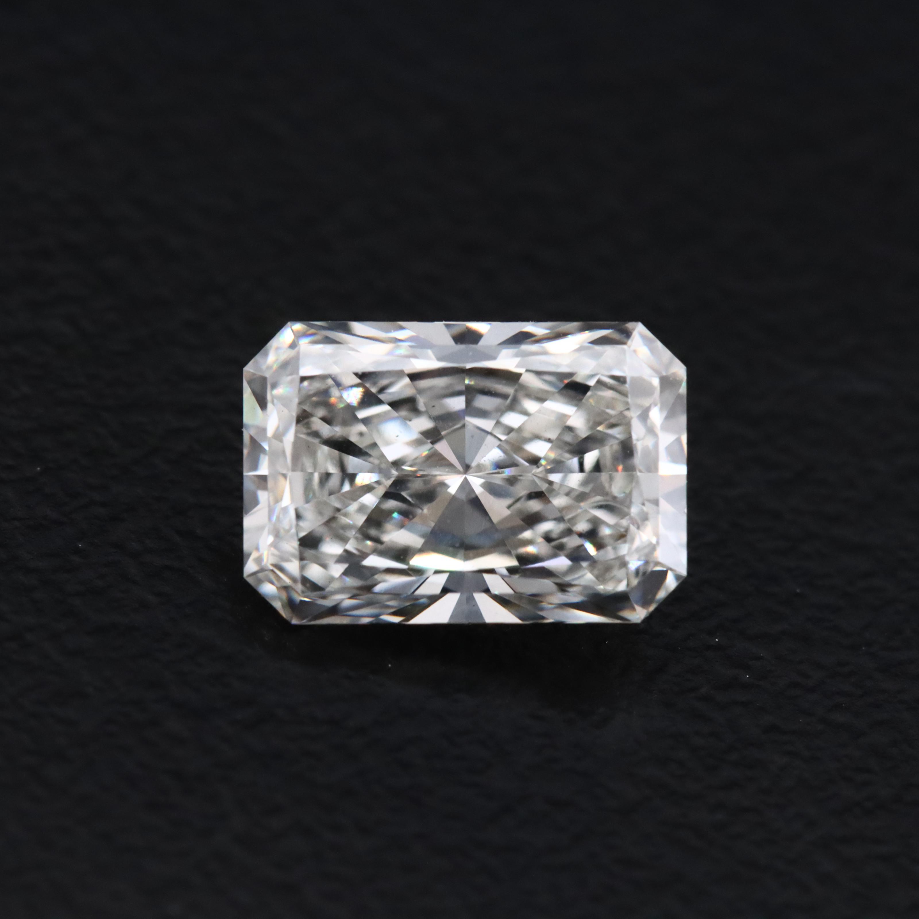 Loose 1.80 CT Lab Grown Diamond with IGI Report