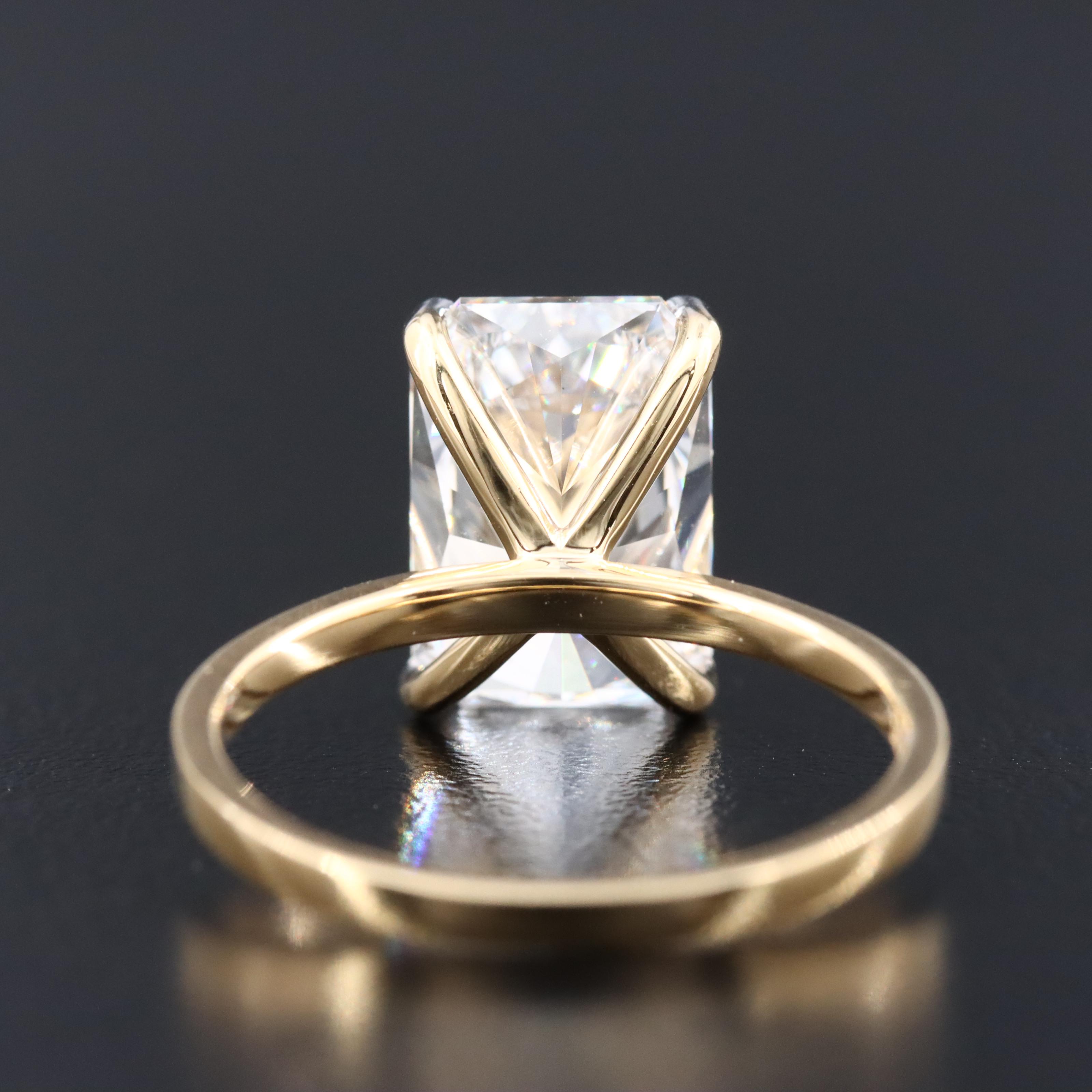 18K 4.27 CT Lab Grown Diamond Solitaire Ring with IGI Report