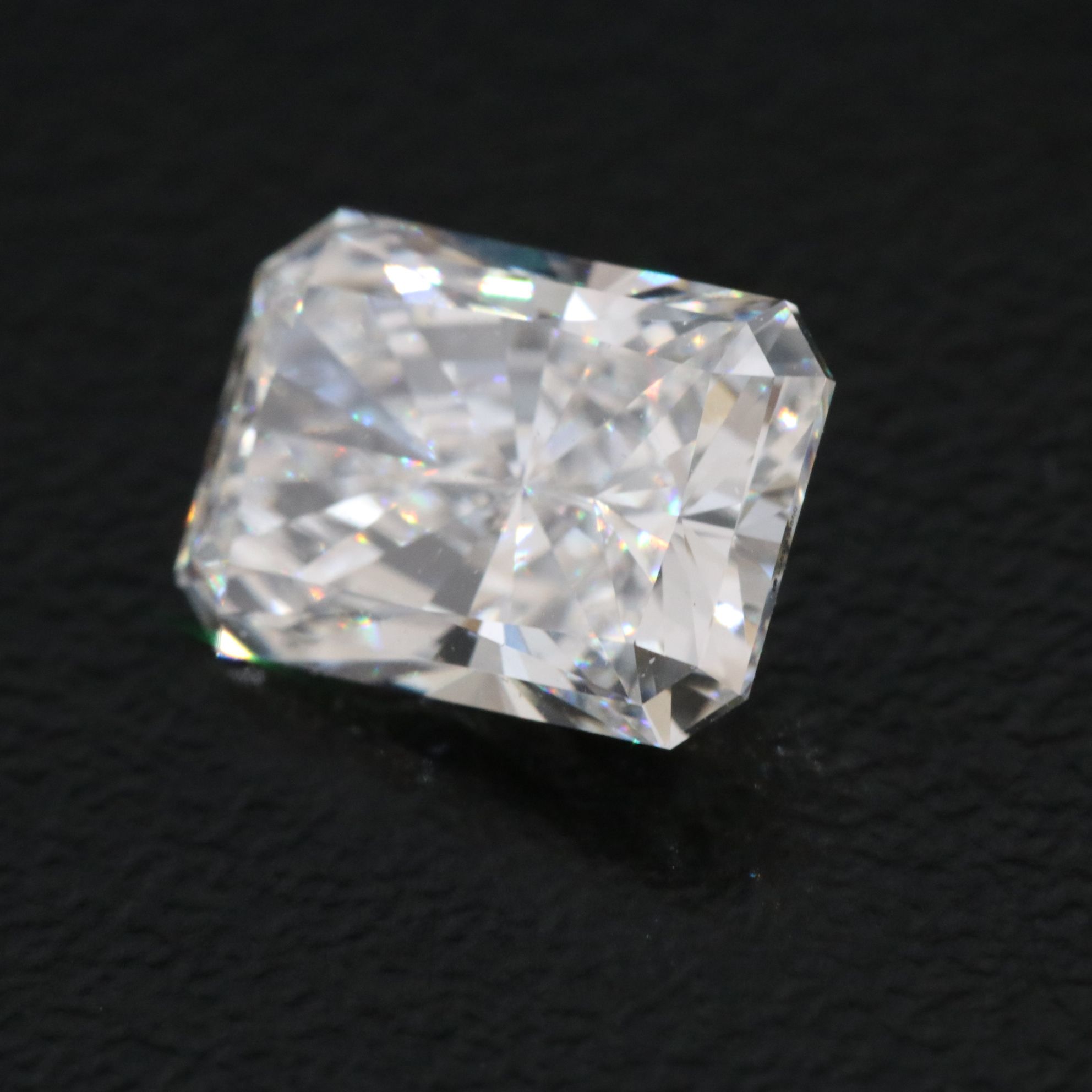 Loose 1.97 CT Lab Grown Diamond with IGI Report