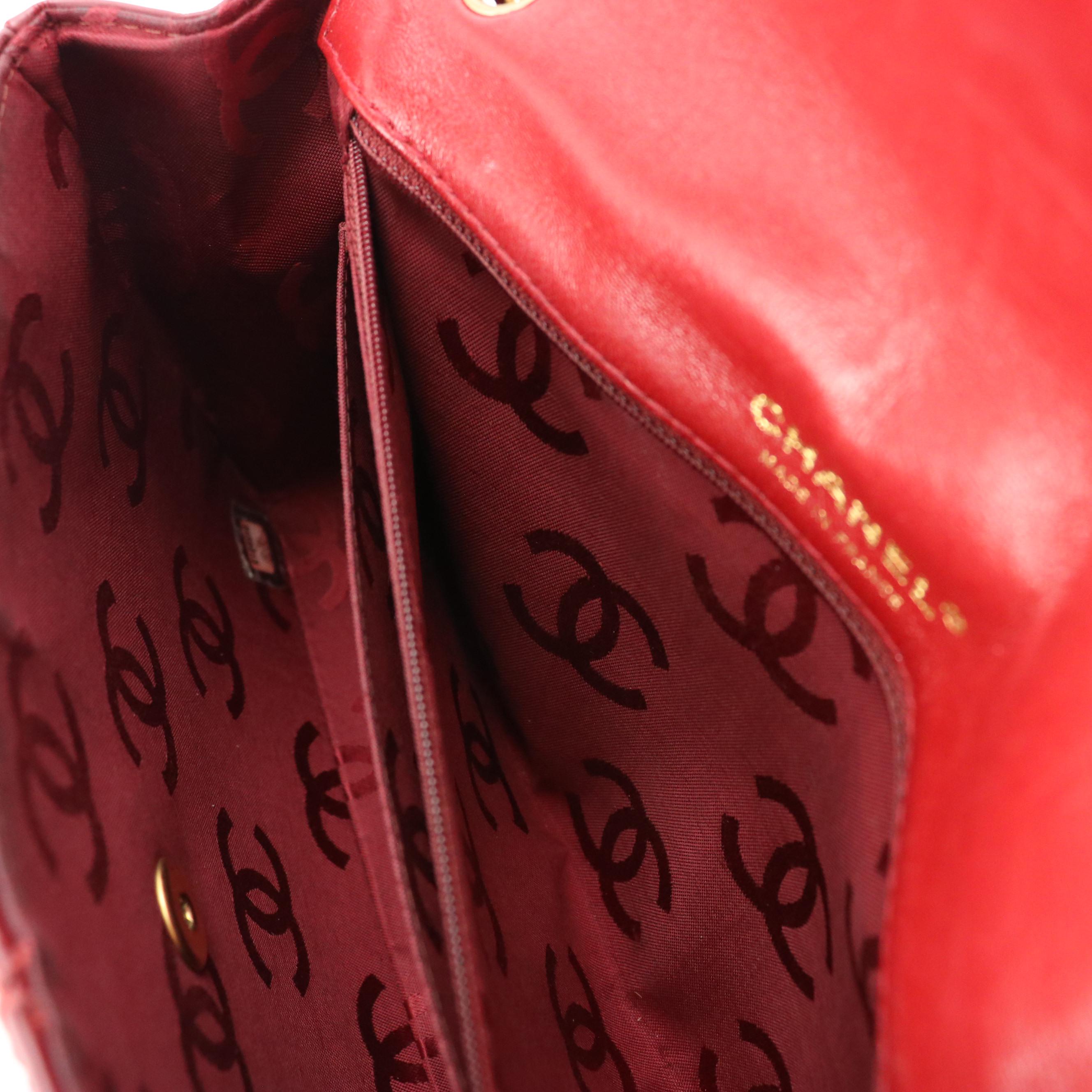 Chanel CC Flap Bag with Interwoven Chain Strap in Dark Red Matelassé Calfskin