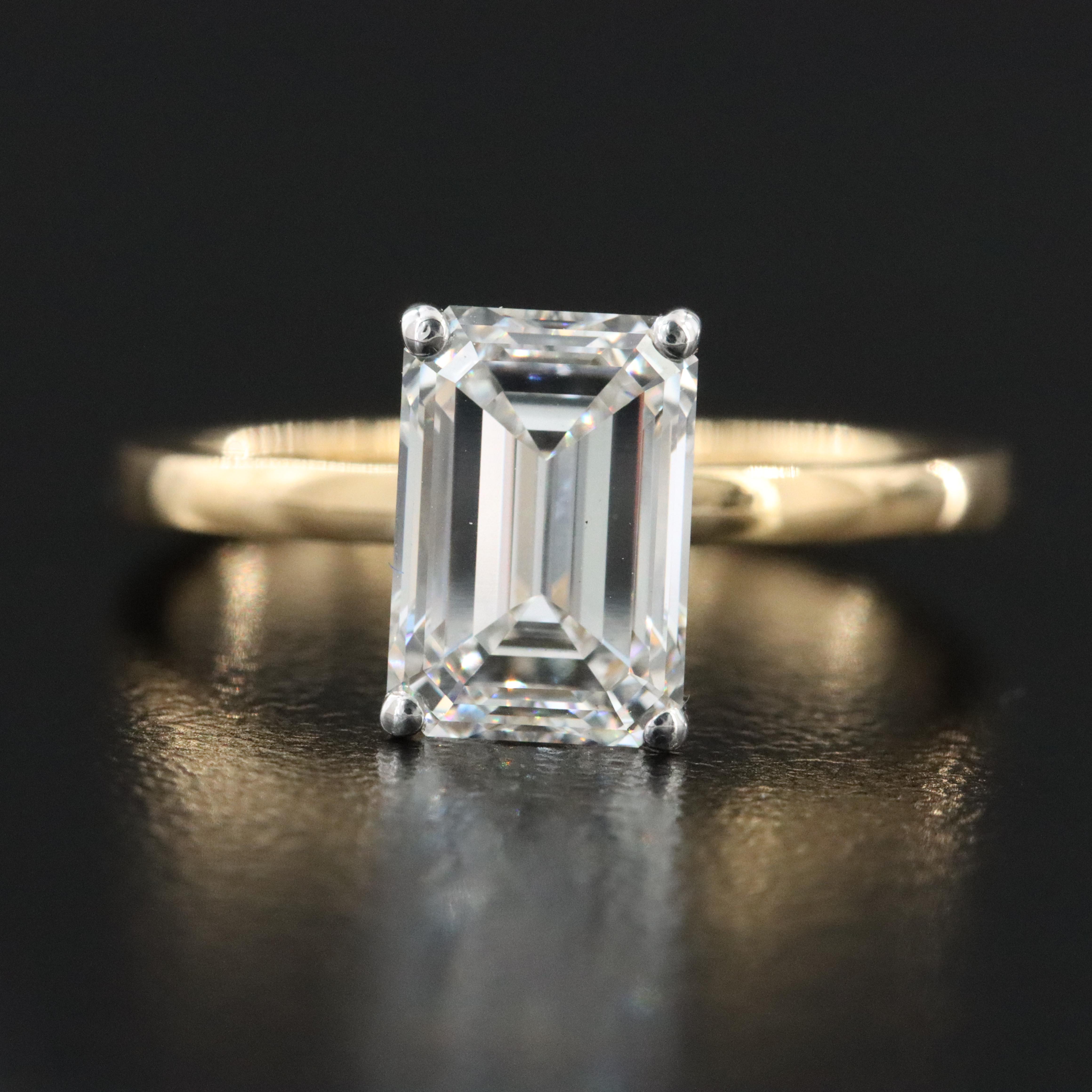 18K 2.29 CT Lab Grown Diamond Solitaire Ring with IGI Report