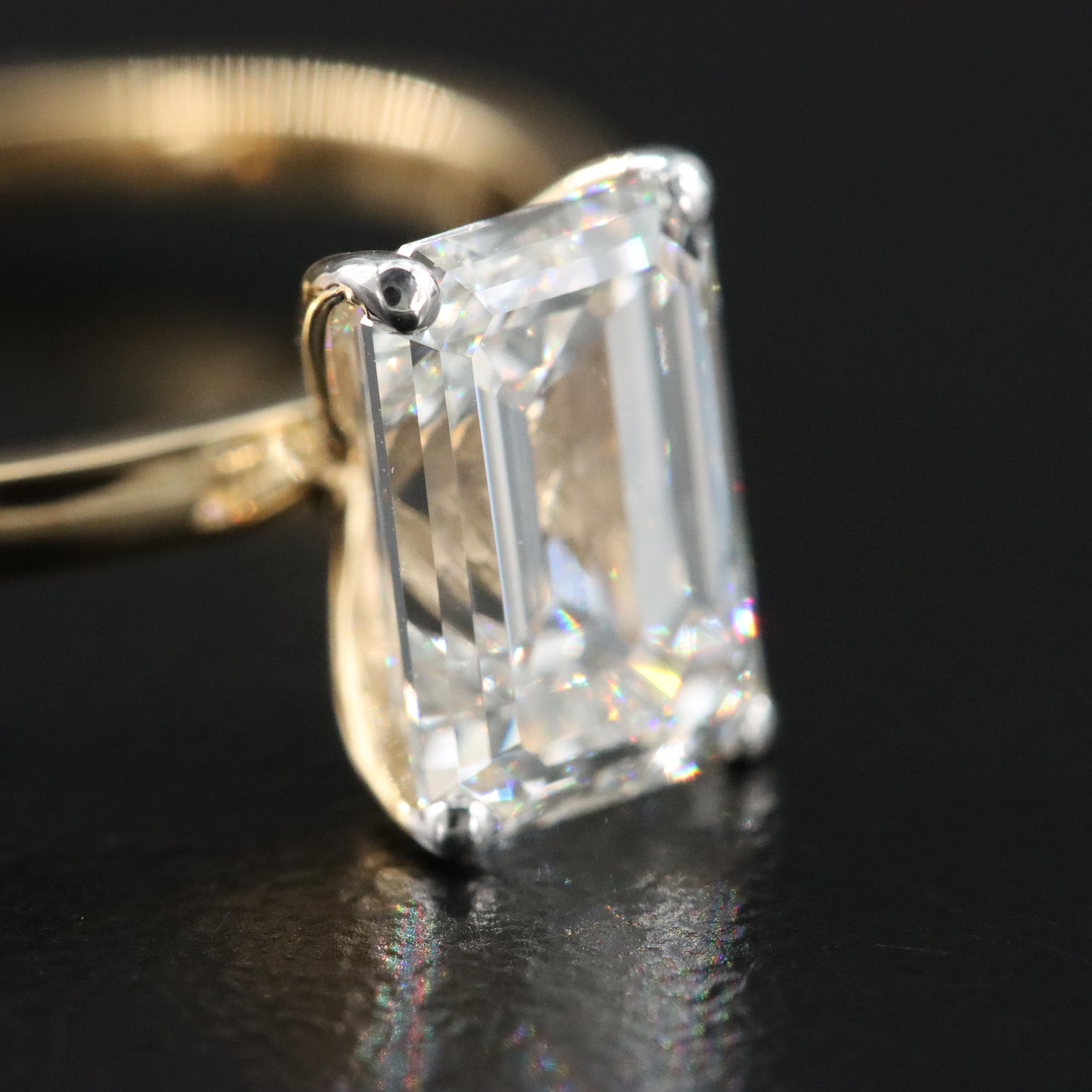 18K 2.29 CT Lab Grown Diamond Solitaire Ring with IGI Report