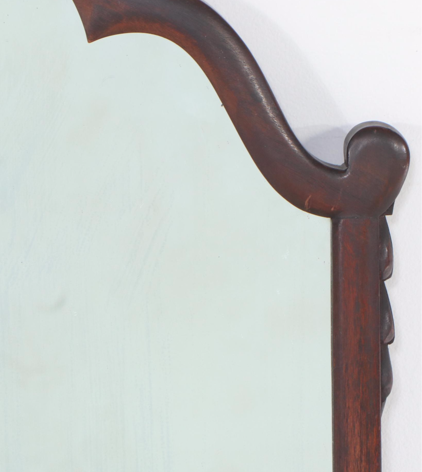 Queen Anne Style Mahogany Framed Wall Mirror, 20th Century