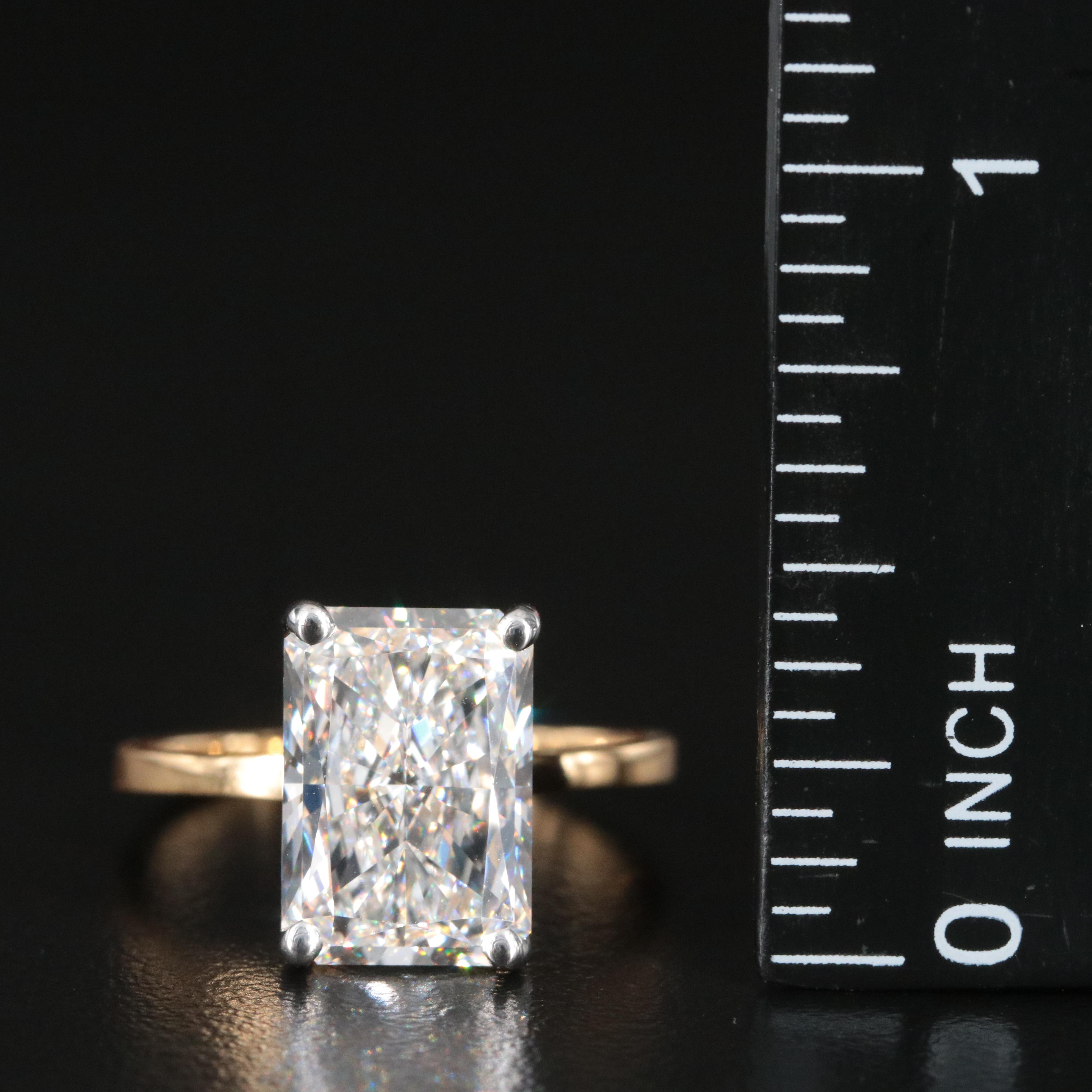 18K 4.25 CT Lab Grown Diamond Solitaire Ring with IGI Report