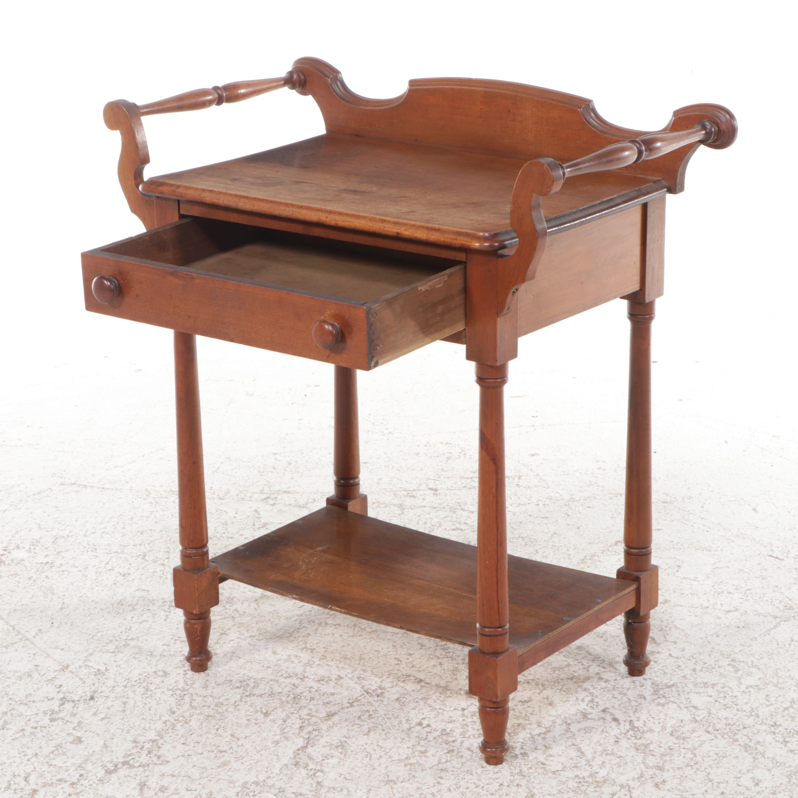 American Colonial Style Maple Washstand, Early 20th Century