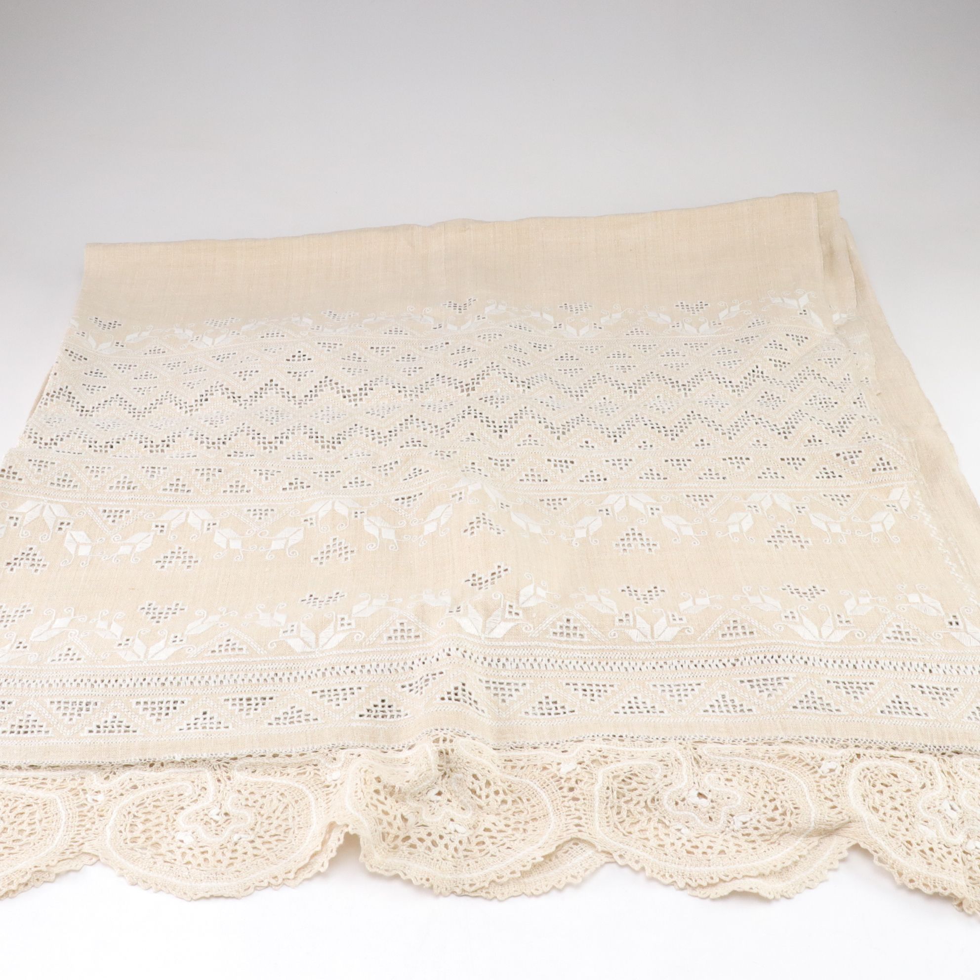 Woven and Embroidered Table Linens