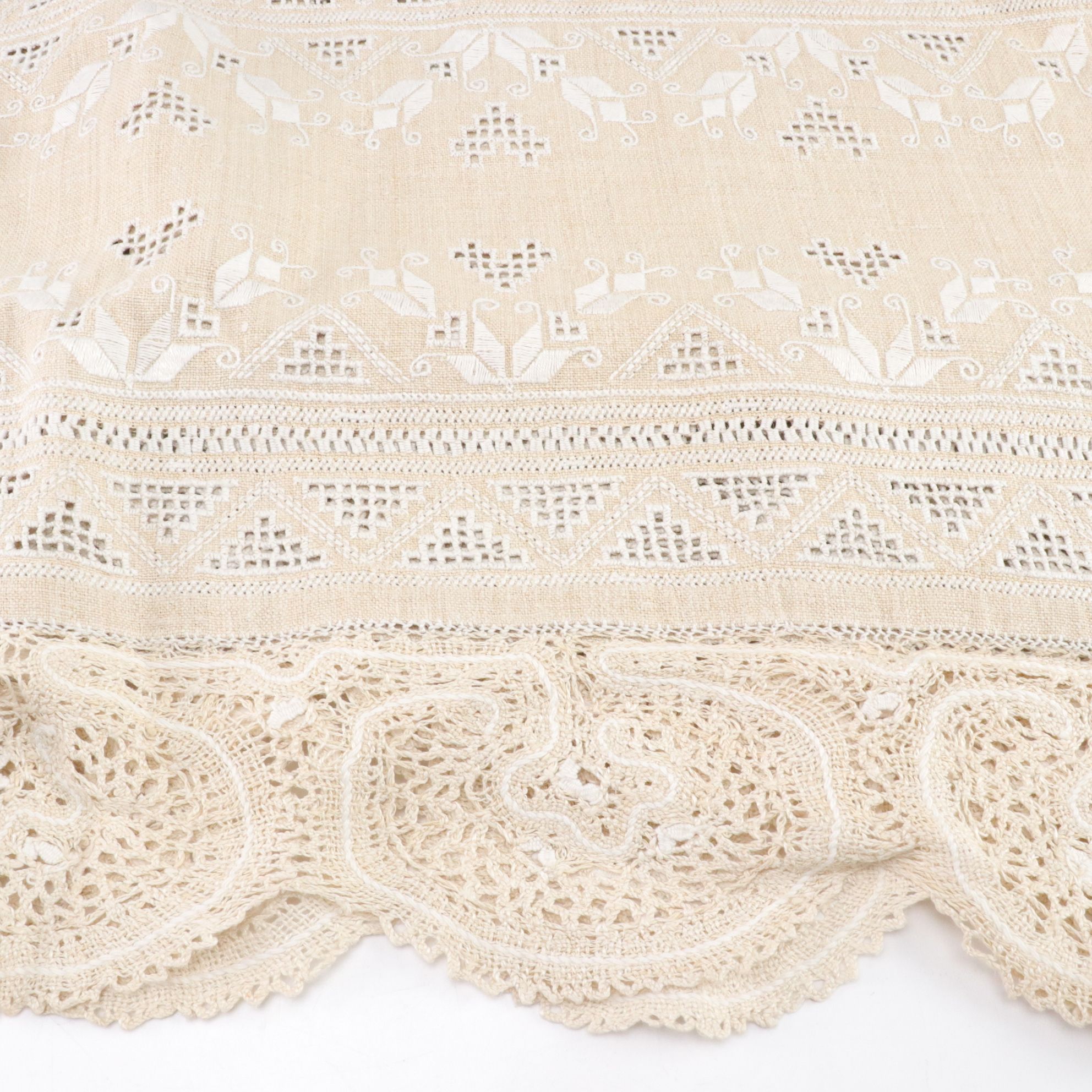 Woven and Embroidered Table Linens