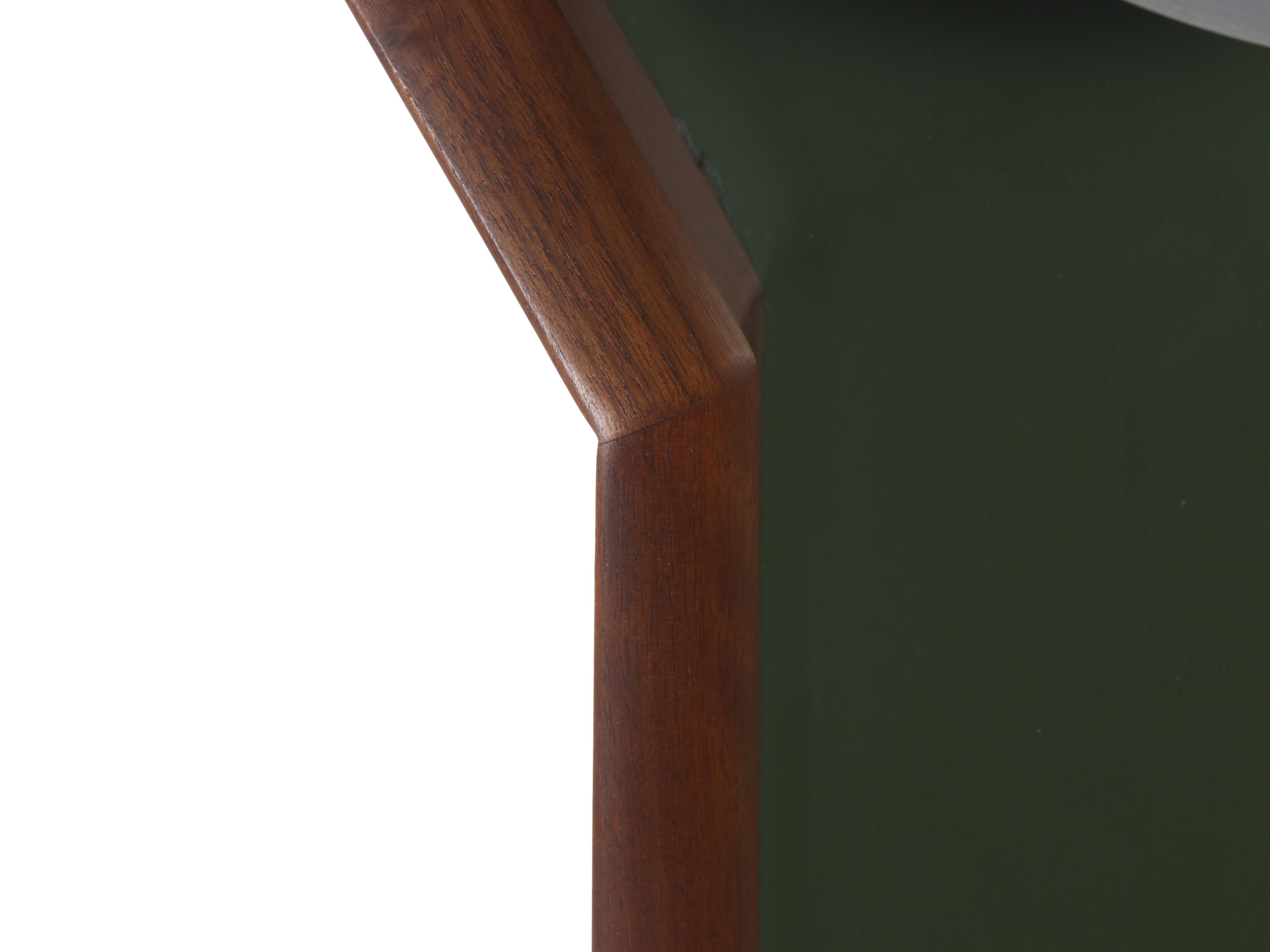 Howard Miller Umanoff Wooden Wall Clock, Mid-20th Century