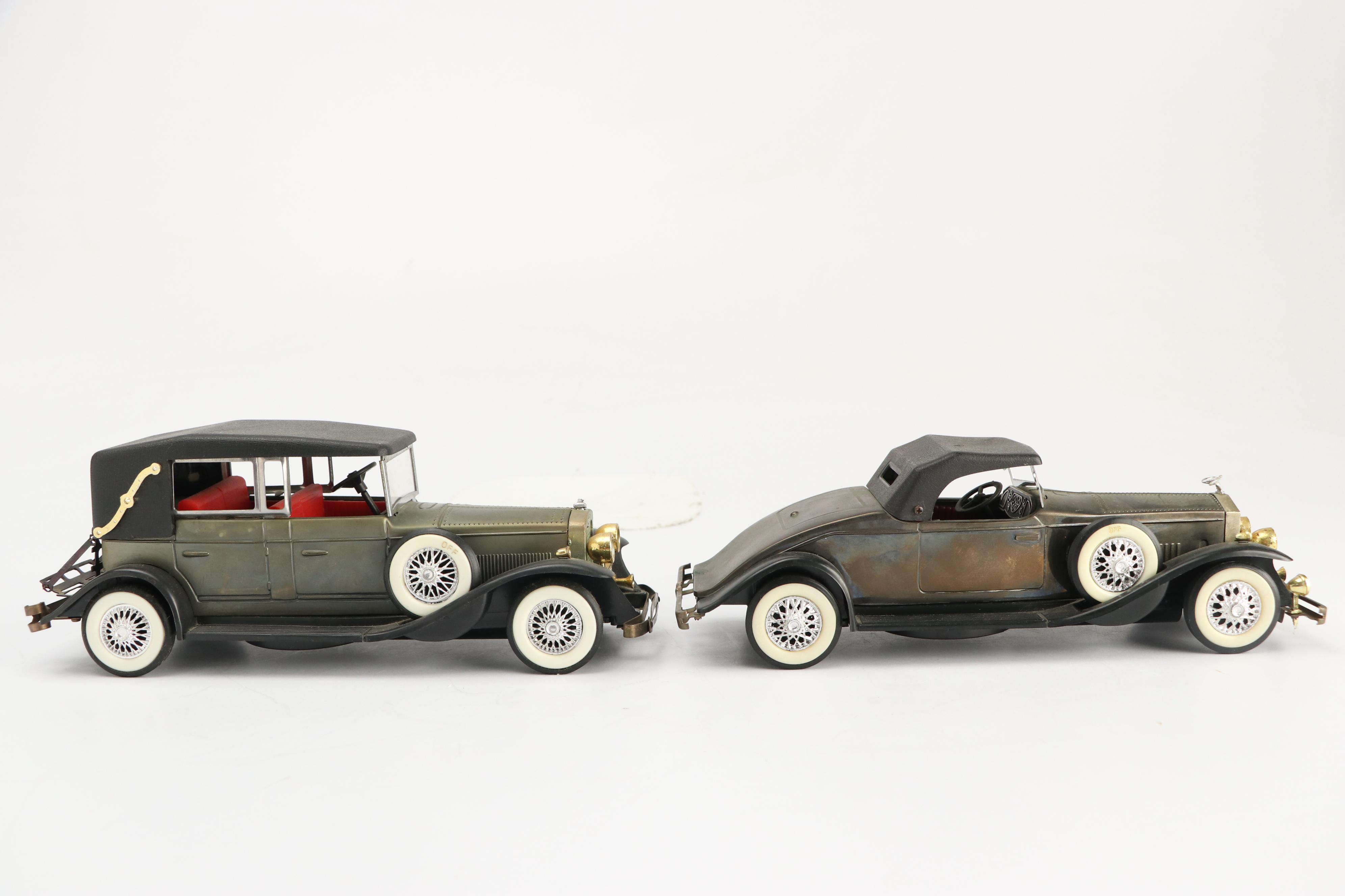 1928 Lincoln Model L Convertible and Other Novelty Car Radios