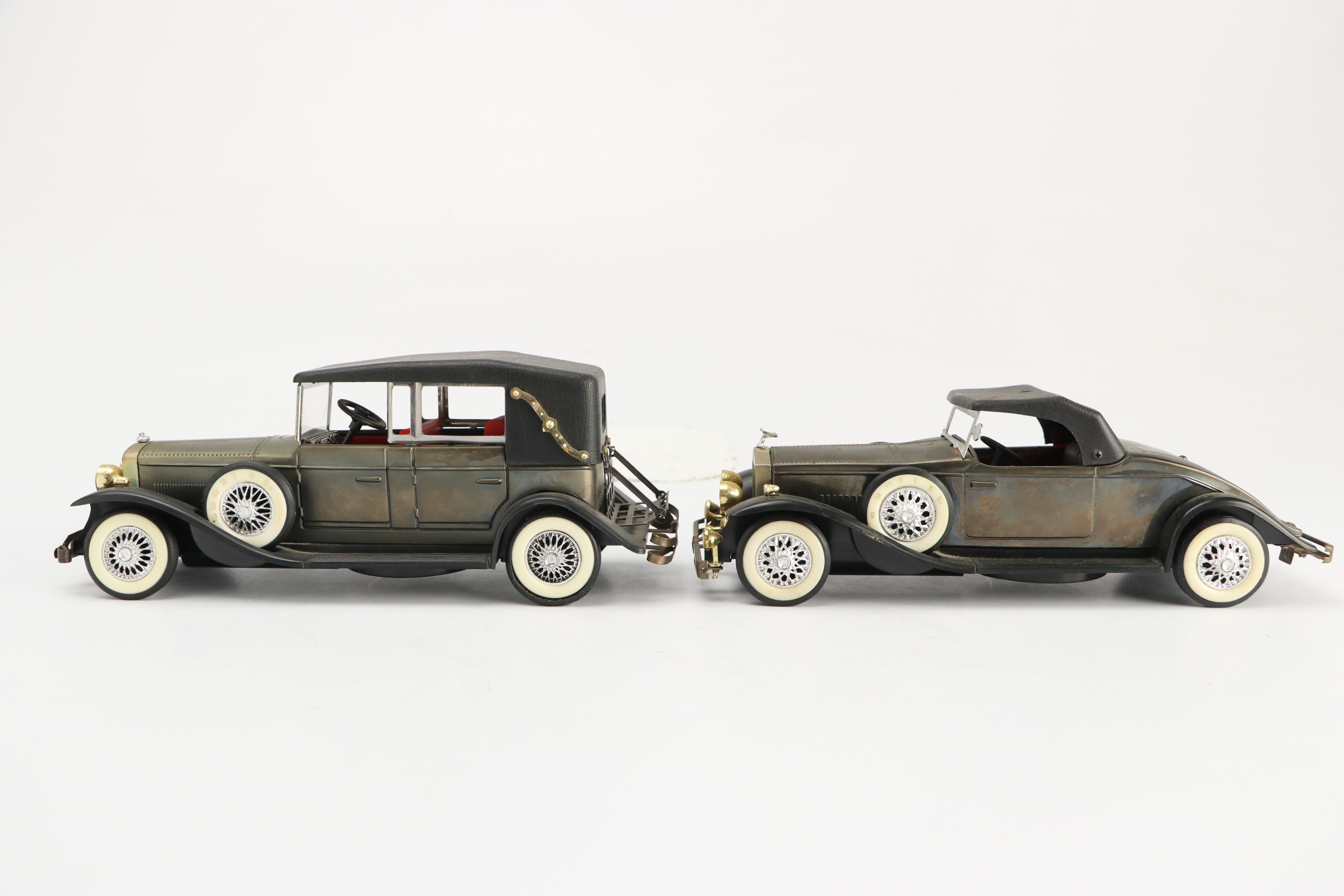 1928 Lincoln Model L Convertible and Other Novelty Car Radios