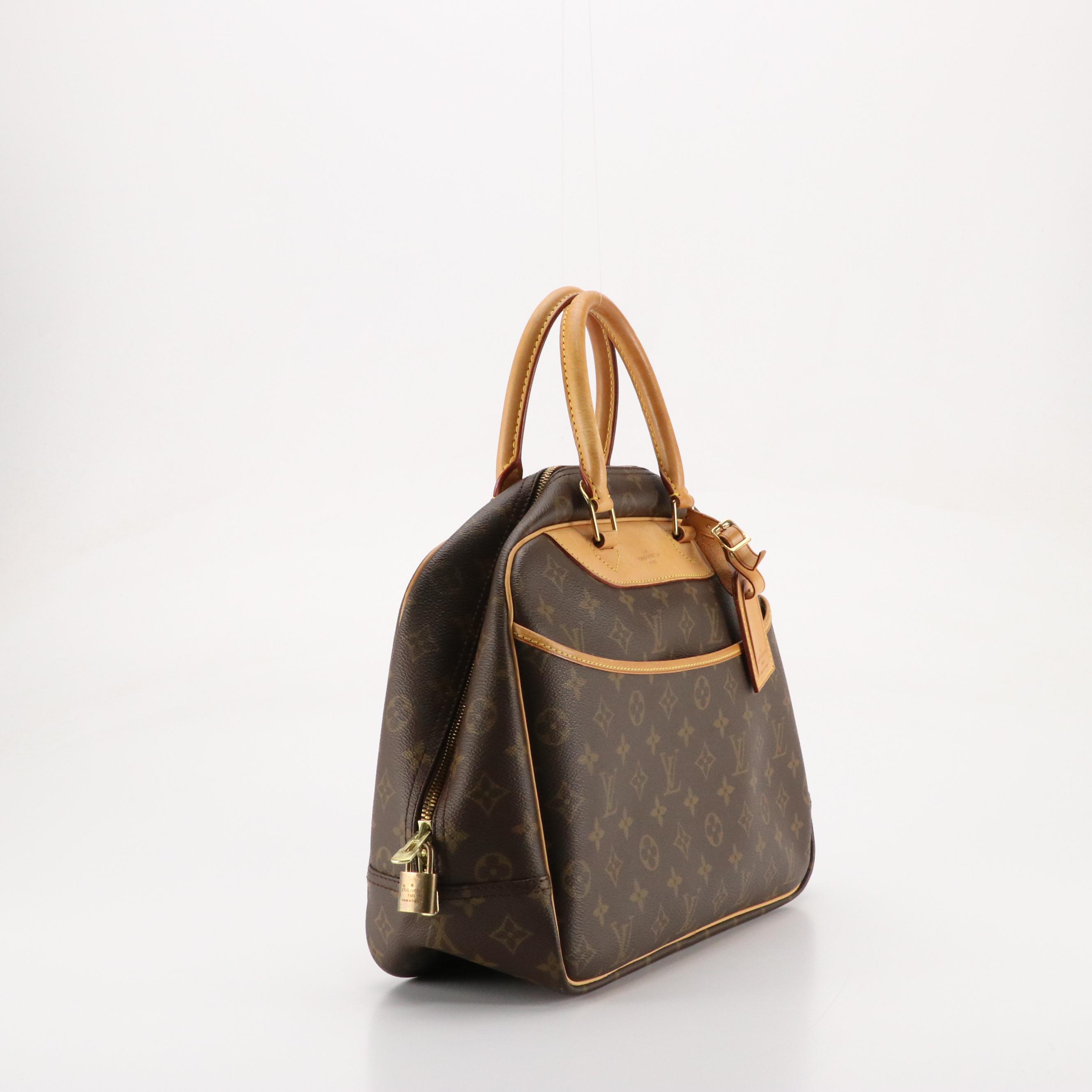 Louis Vuitton Deauville Travel Handbag in Monogram Canvas and Vachetta Leather