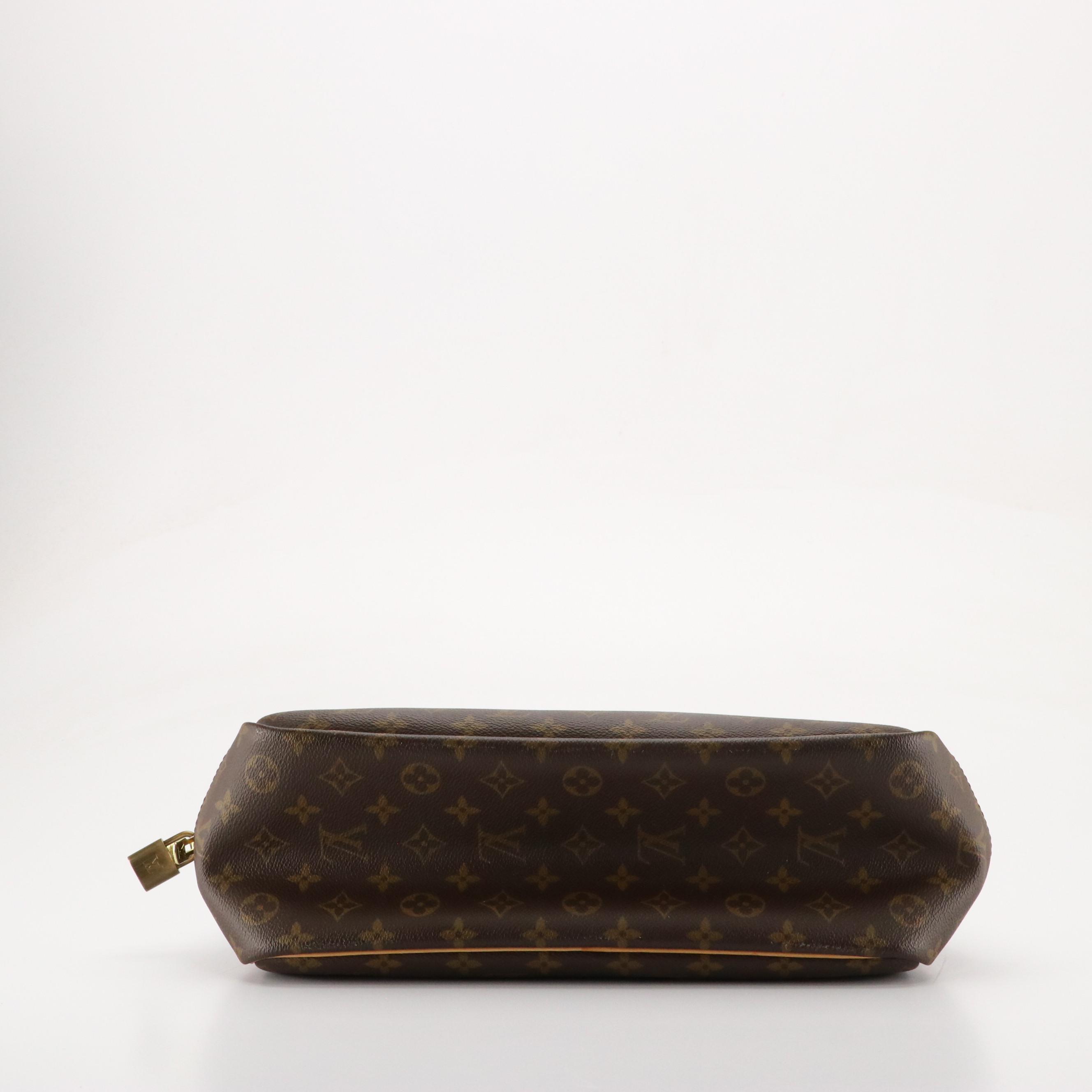 Louis Vuitton Deauville Travel Handbag in Monogram Canvas and Vachetta Leather