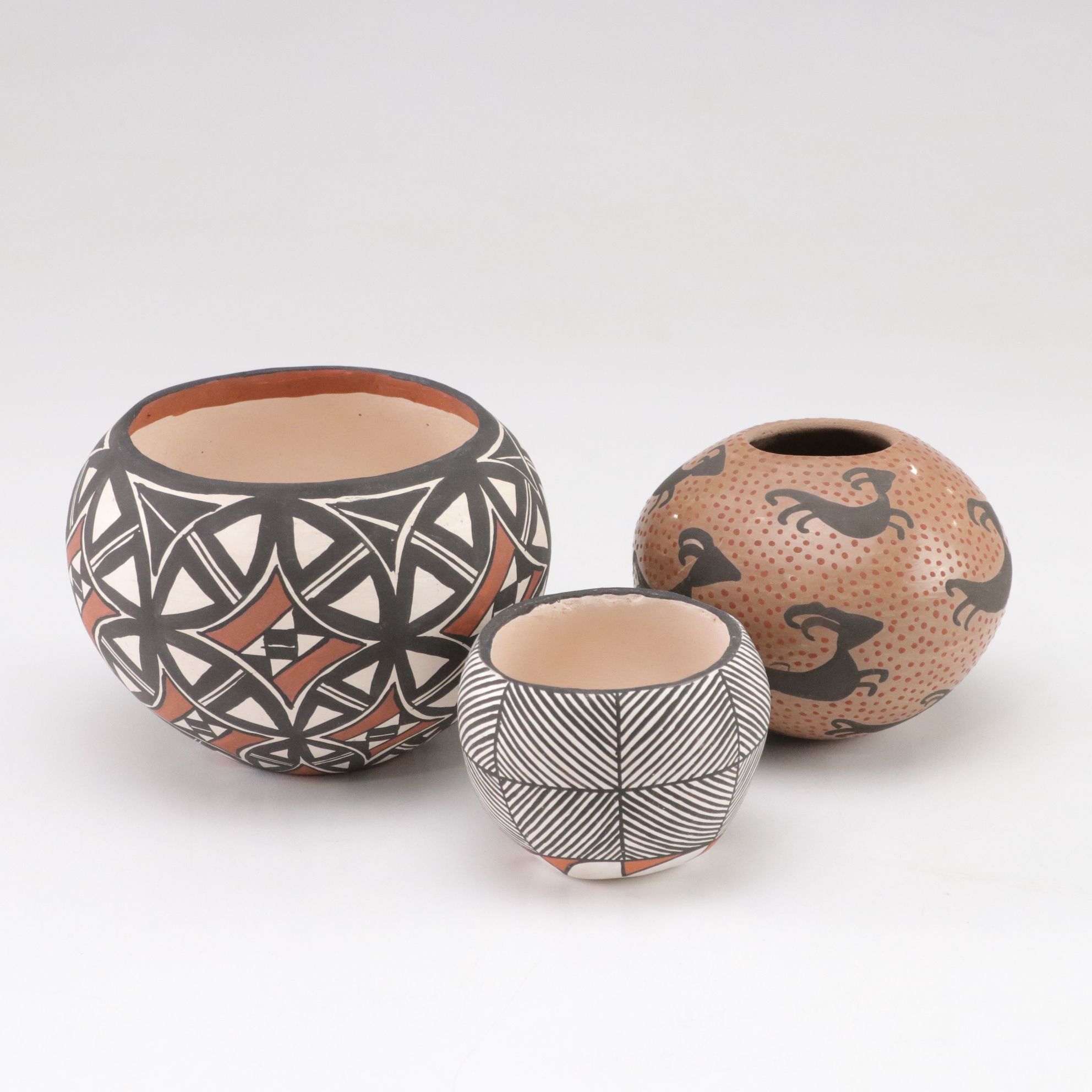 Hand-Crafted Acoma Pueblo & Other Native American Pottery