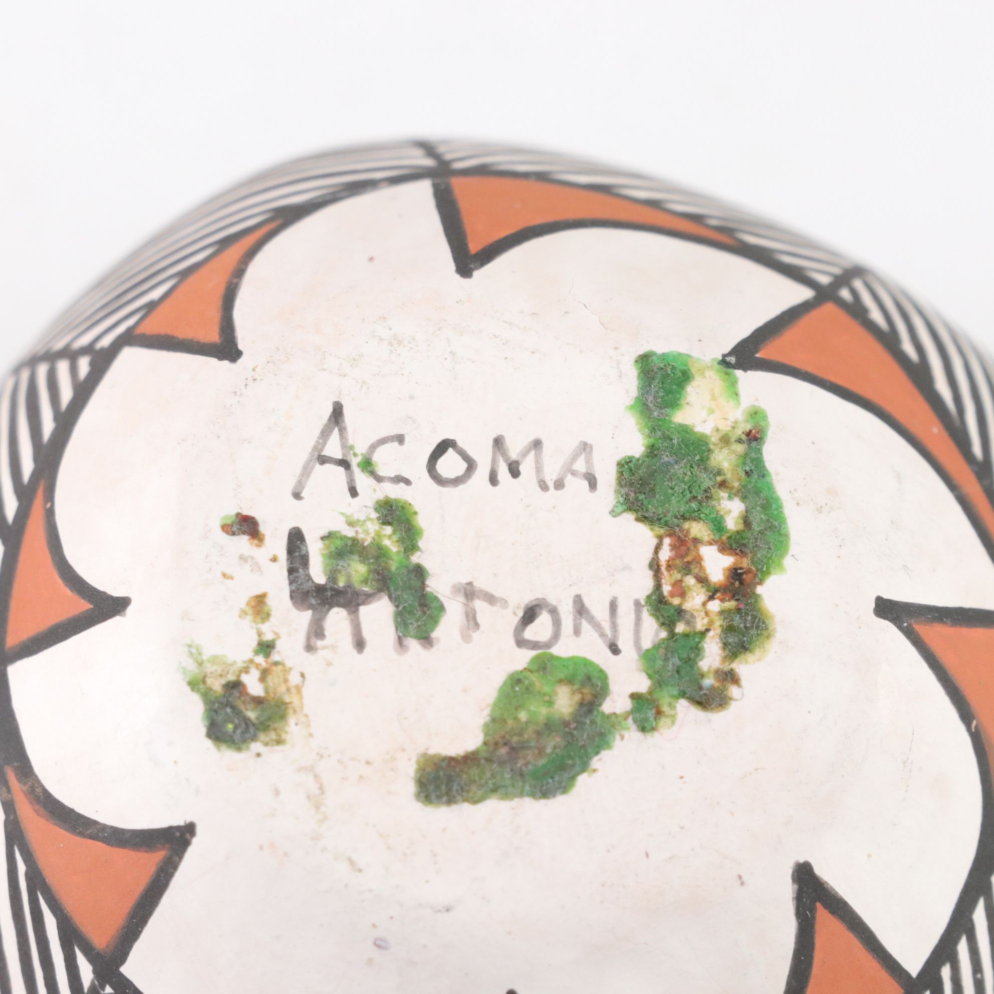 Hand-Crafted Acoma Pueblo & Other Native American Pottery