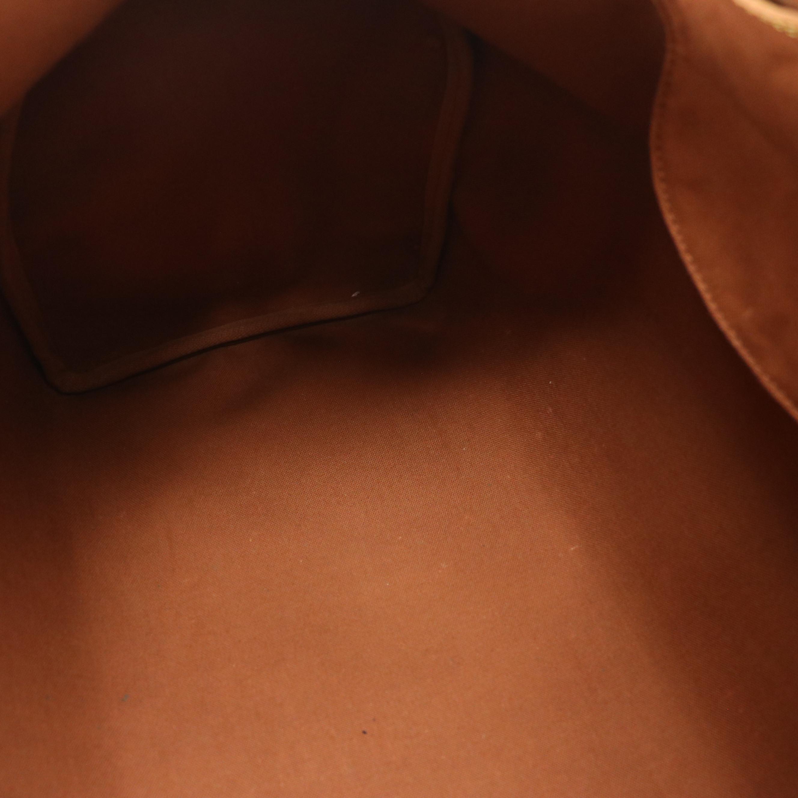 Louis Vuitton Speedy 40 in Monogram Canvas and Leather Trim