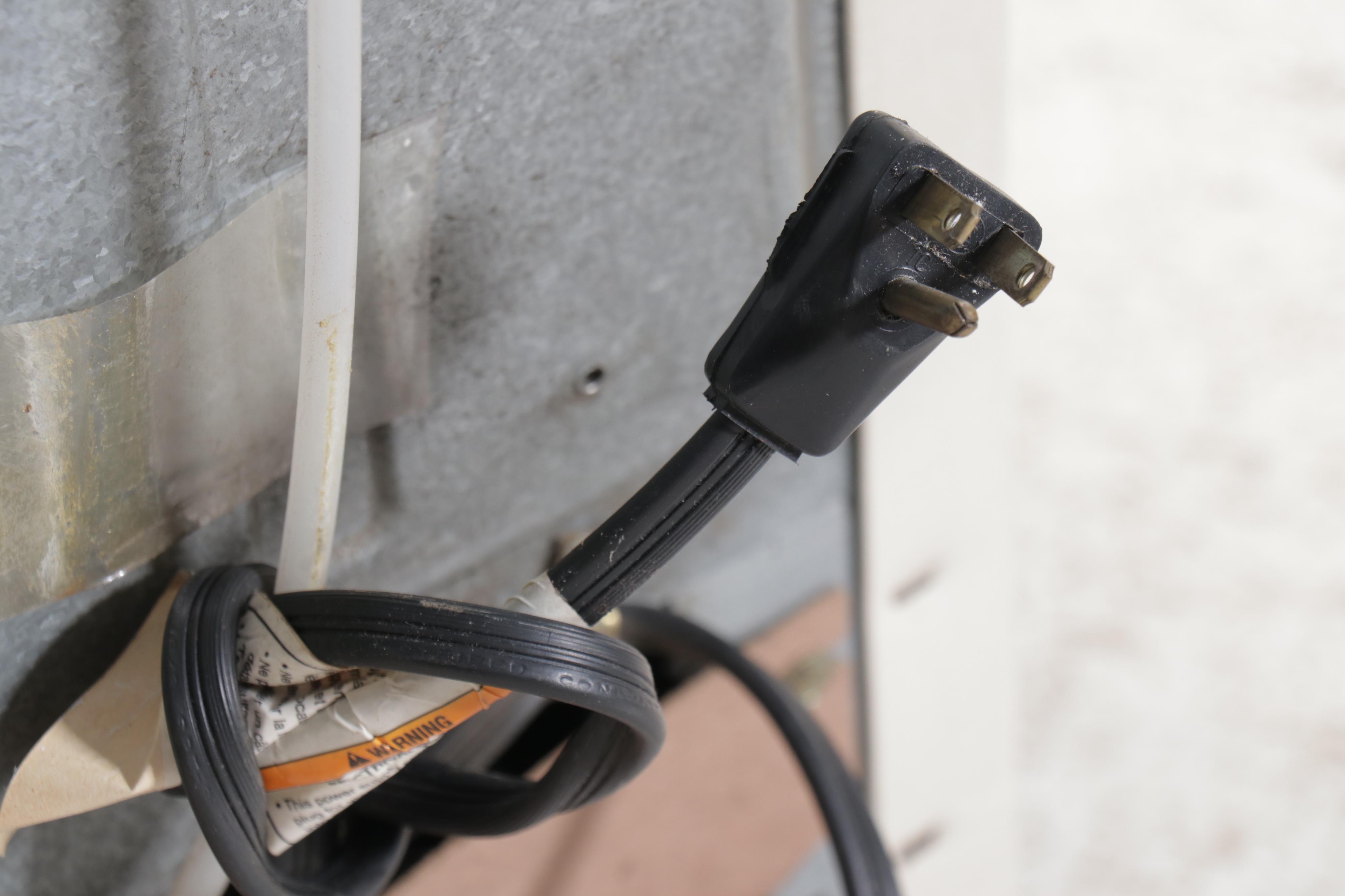 Kenmore Off-White Side-by-Side Refrigerator