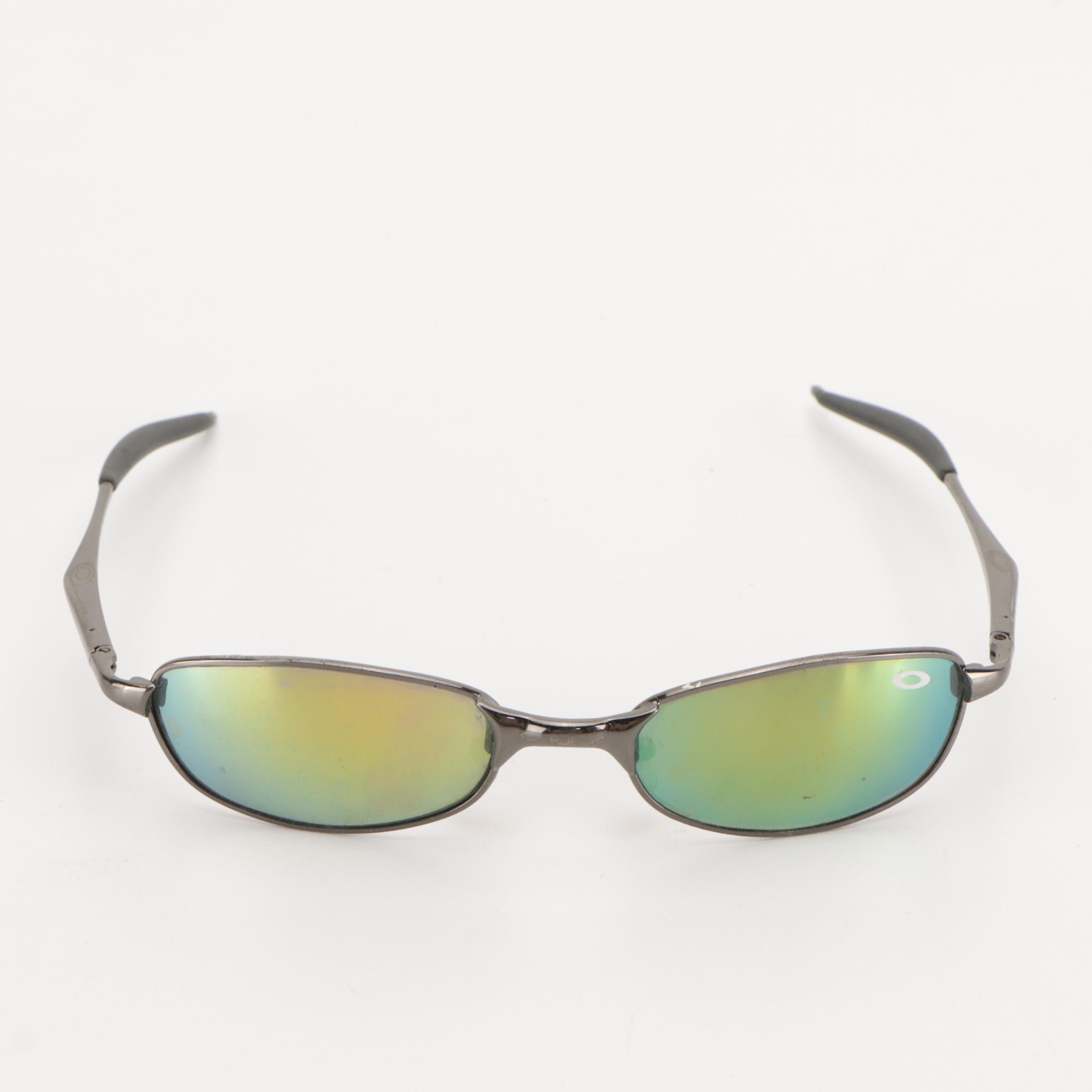 Oakley FD021 Oval Mirrored Lens and T7049 Gray Square Sunglasses
