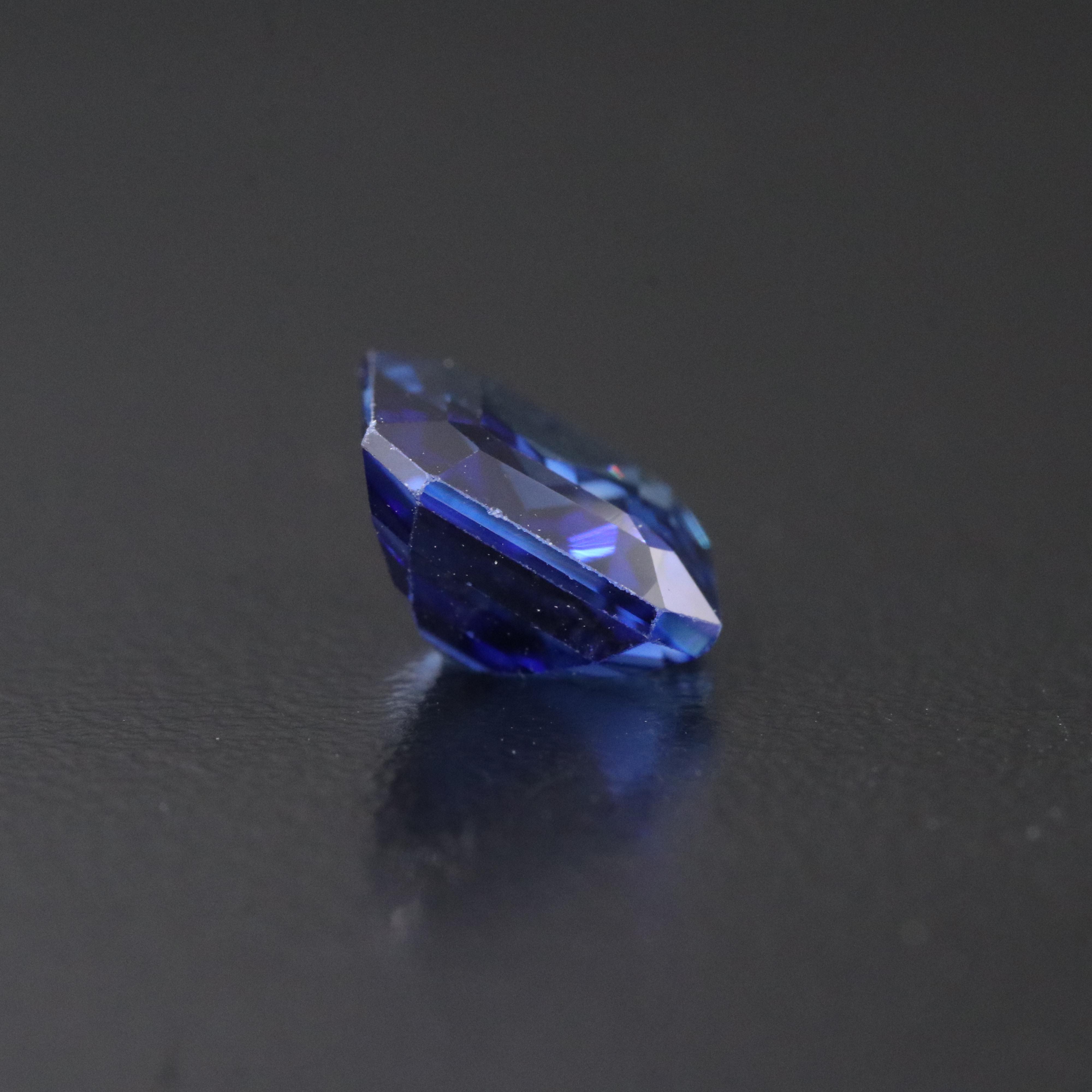 Loose 5.25 CT Lab Grown Sapphire