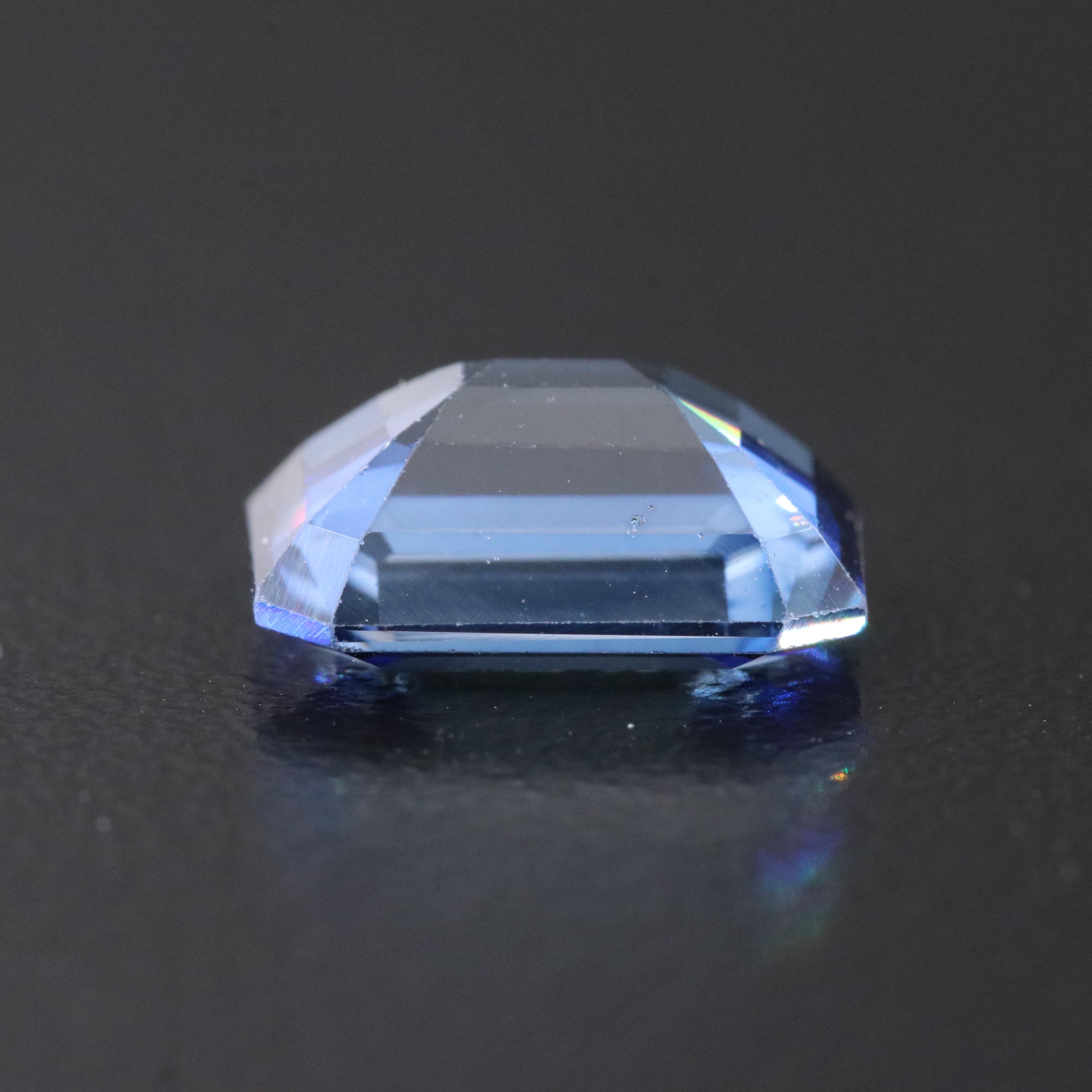 Loose 5.25 CT Lab Grown Sapphire