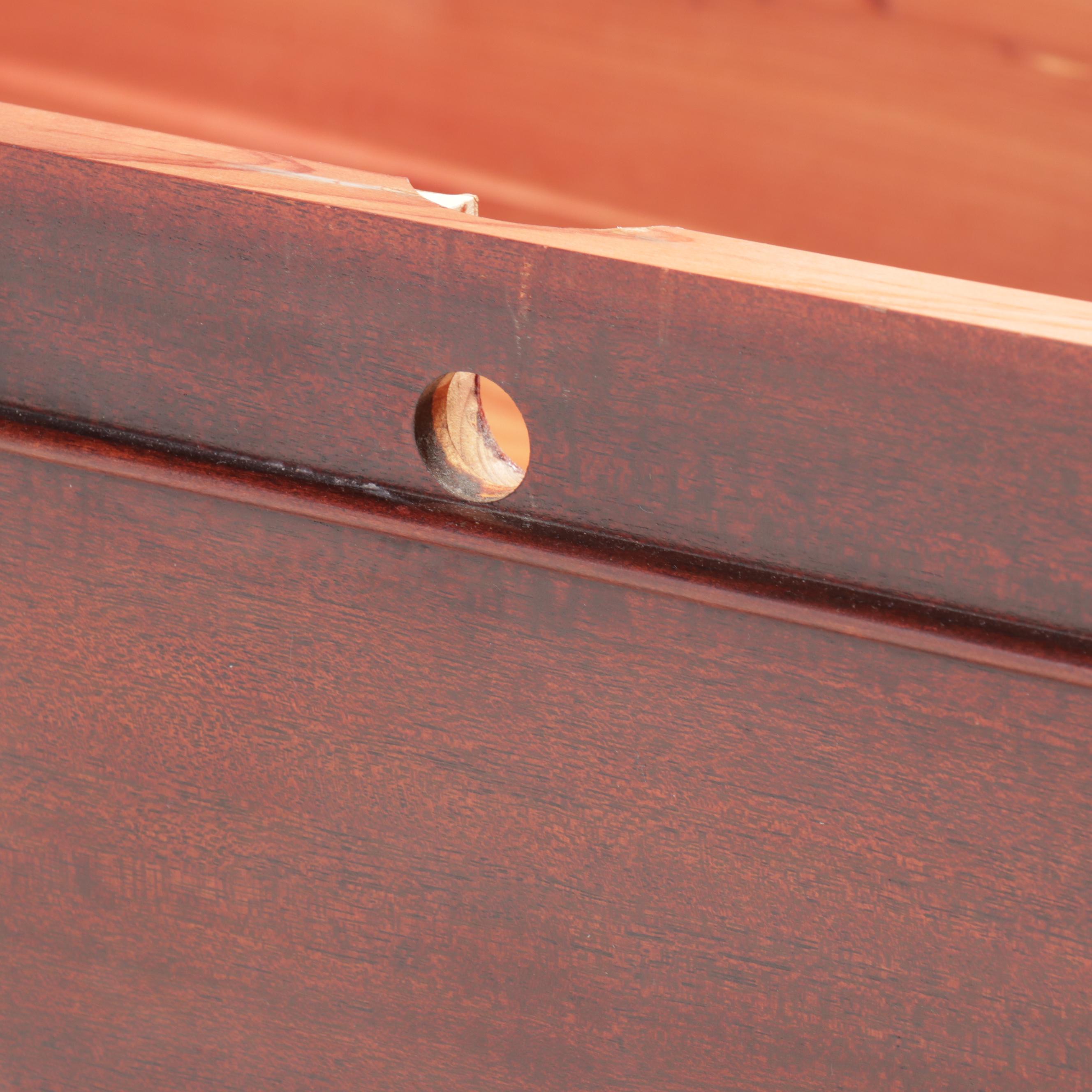 Lane Federal Style Single-Drawer Cedar-Lined Mahogany Blanket Chest