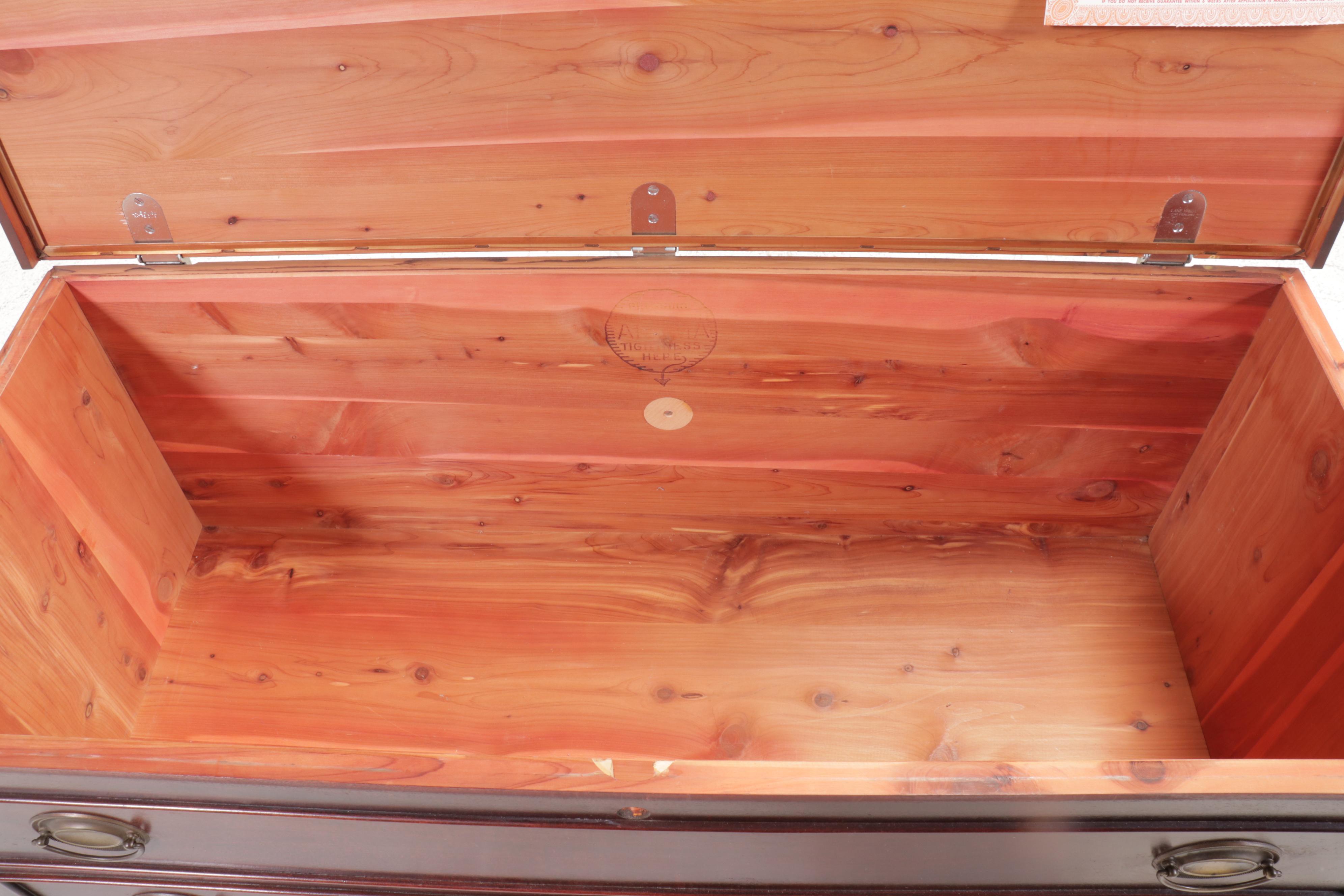 Lane Federal Style Single-Drawer Cedar-Lined Mahogany Blanket Chest