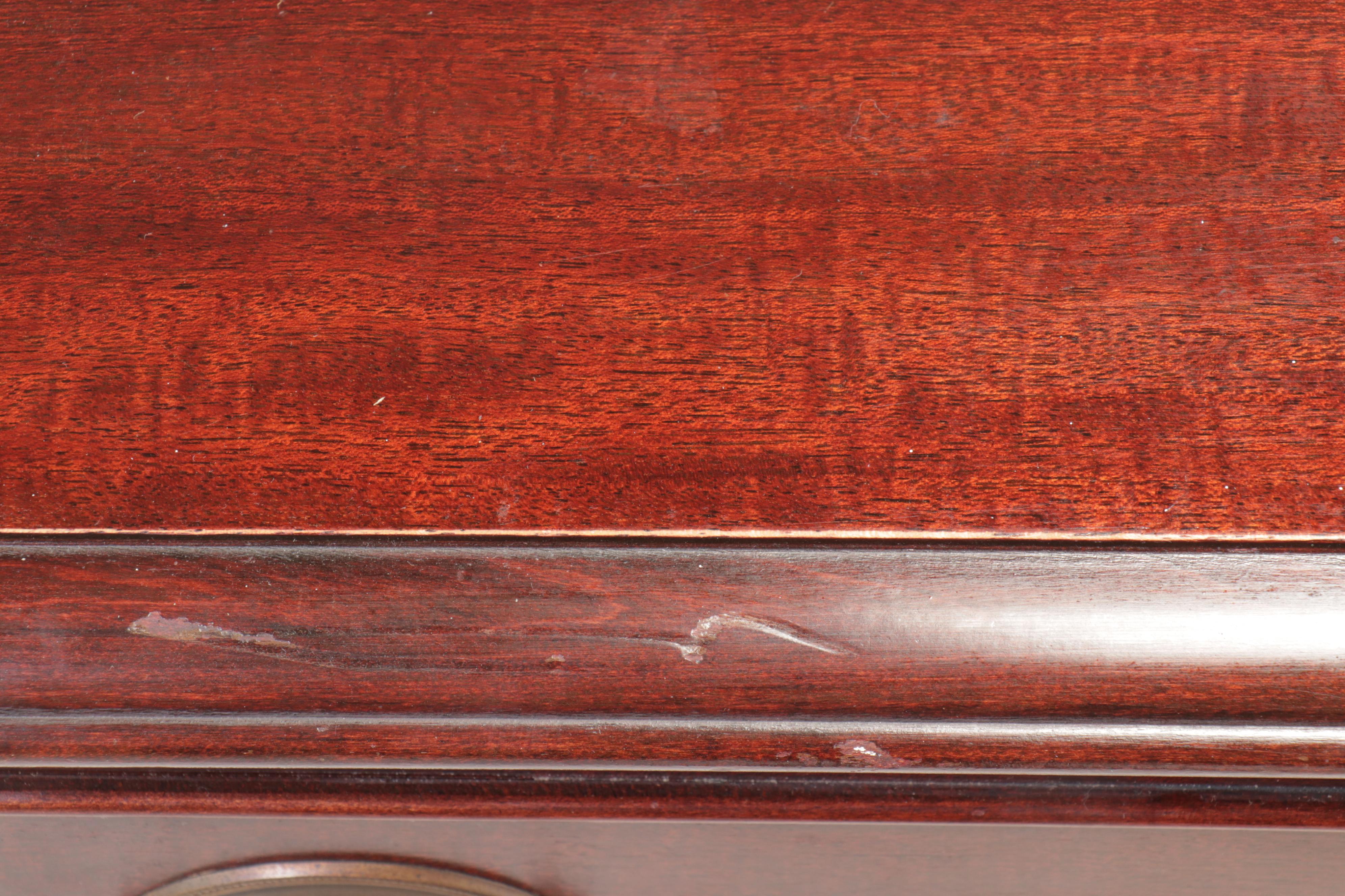 Lane Federal Style Single-Drawer Cedar-Lined Mahogany Blanket Chest