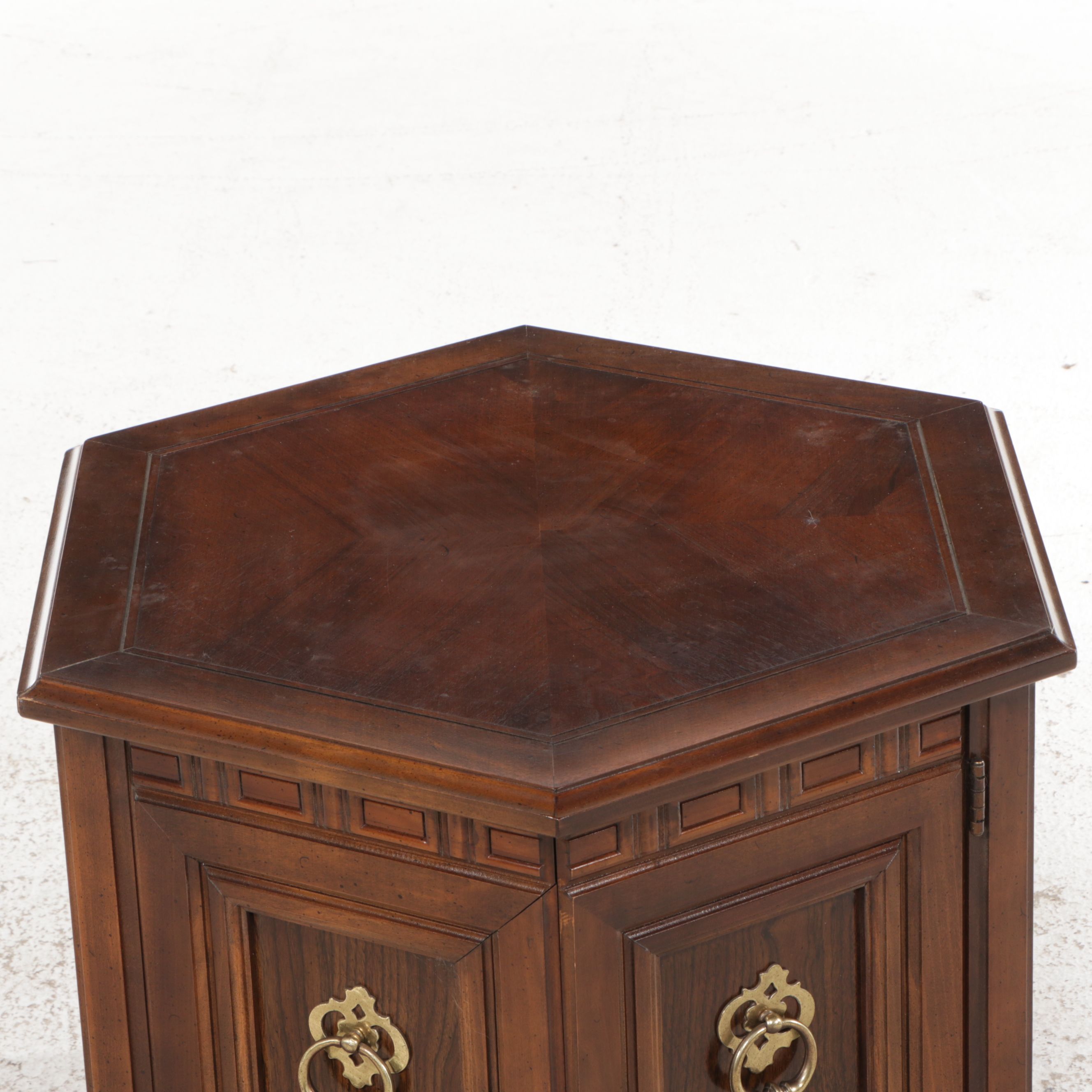 Mersman Mediterranean Style Walnut Finished End Table, Mid-20th Century