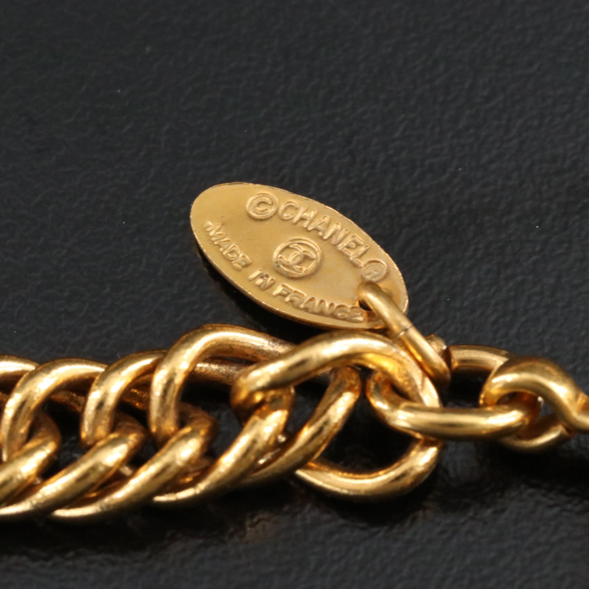 Chanel Matelasse CC Magnifying Glass Necklace