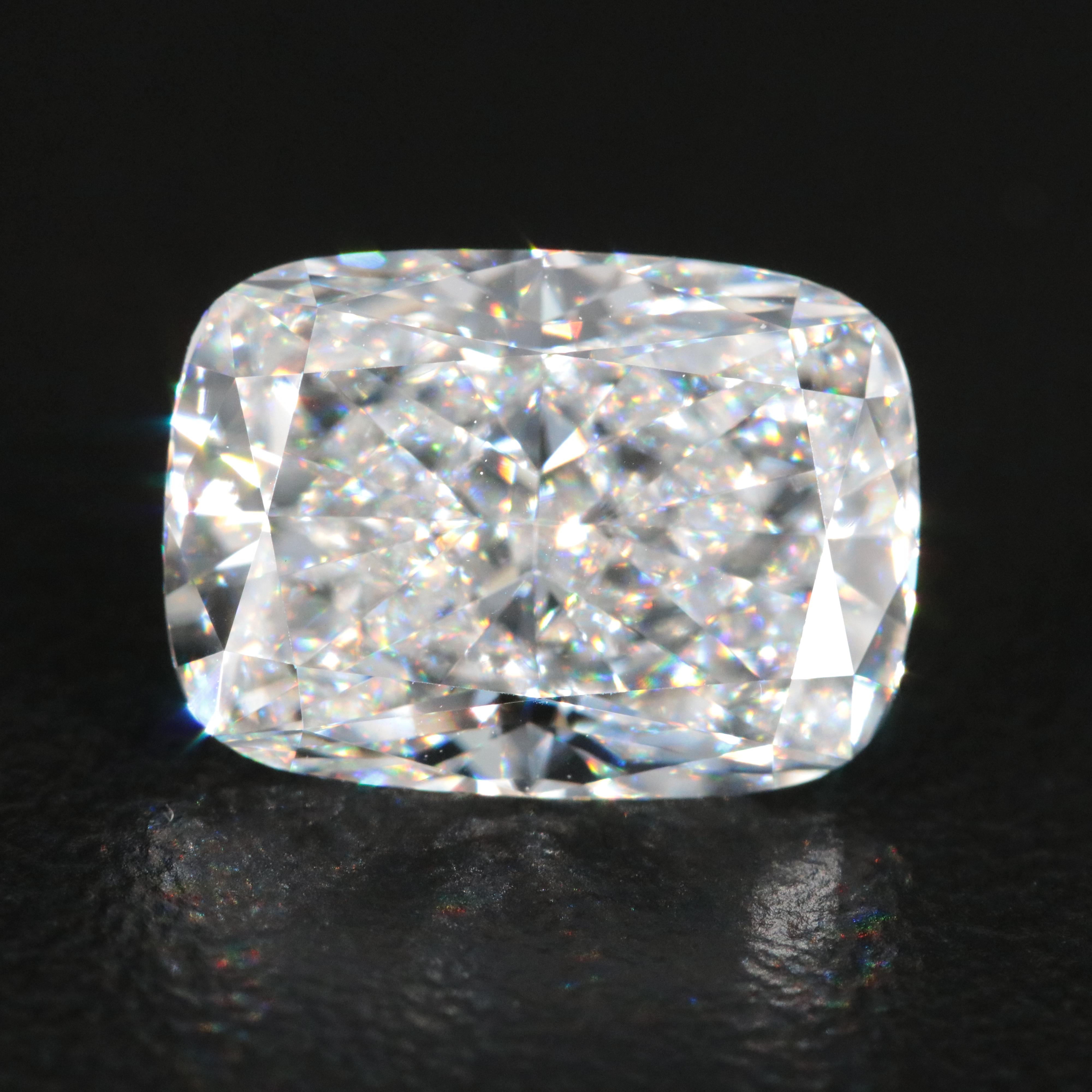 Loose 5.26 CT Lab Grown Diamond with IGI Report