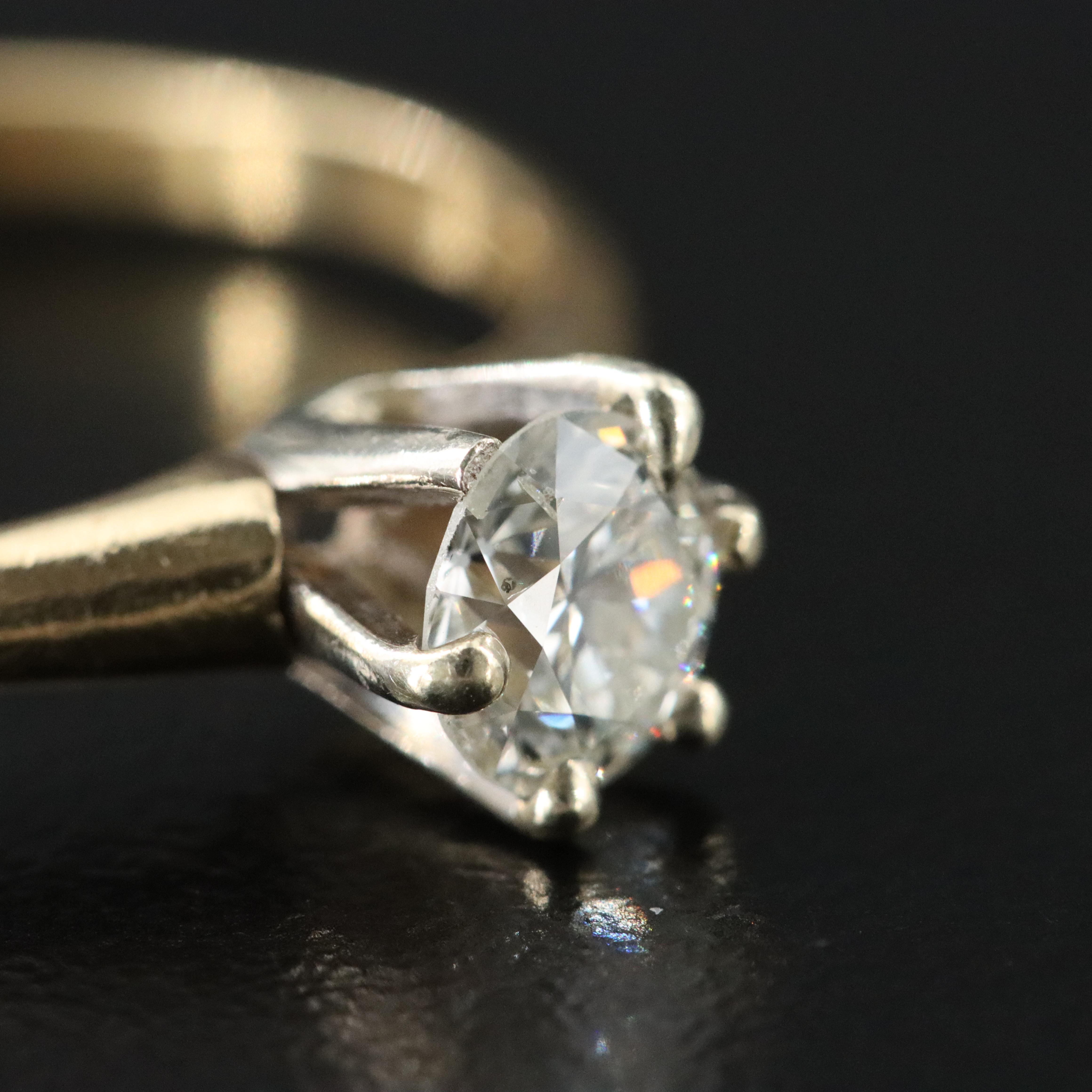 18K 0.61 CT Diamond Solitaire Ring