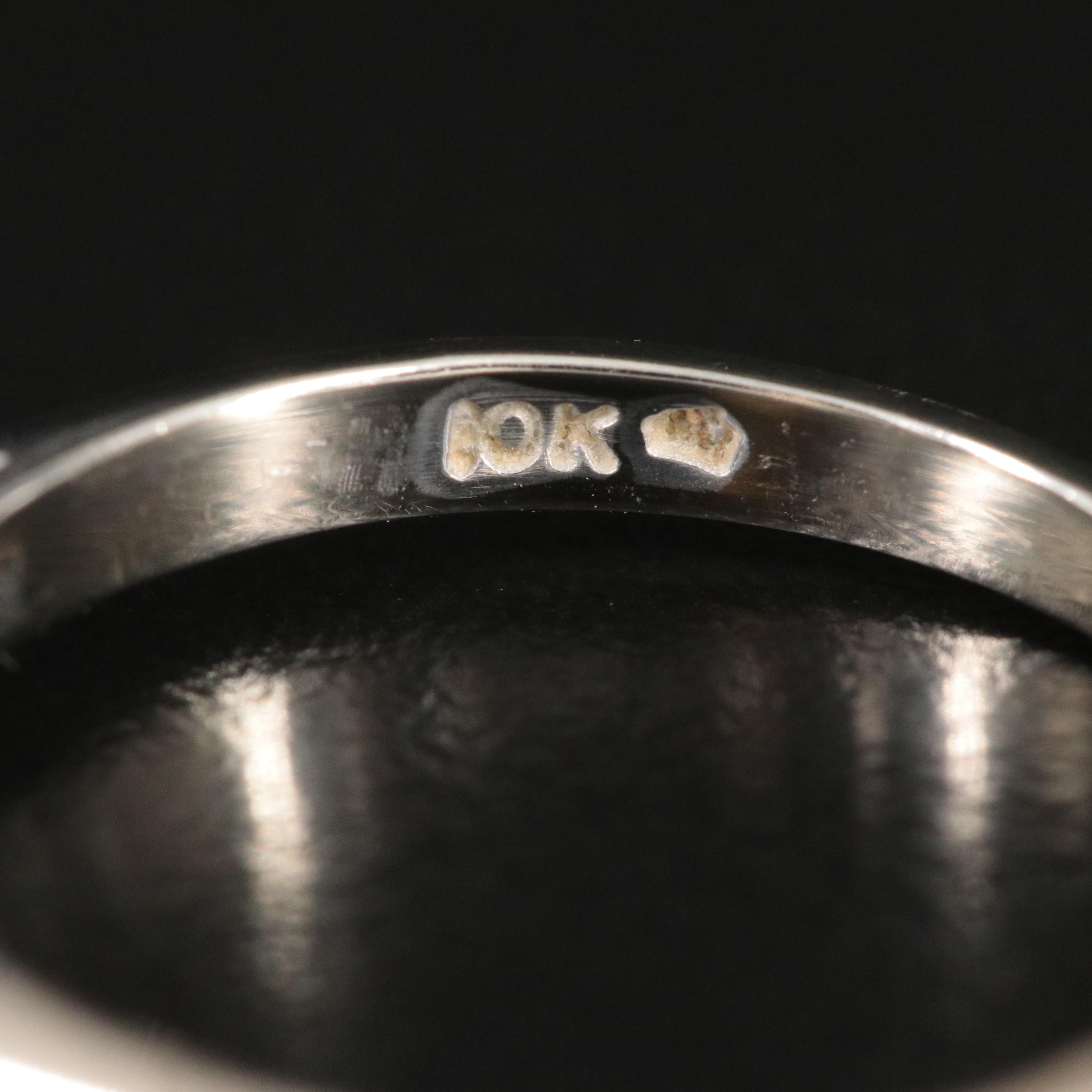 Vintage 10K 0.20 CTW Diamond Ring