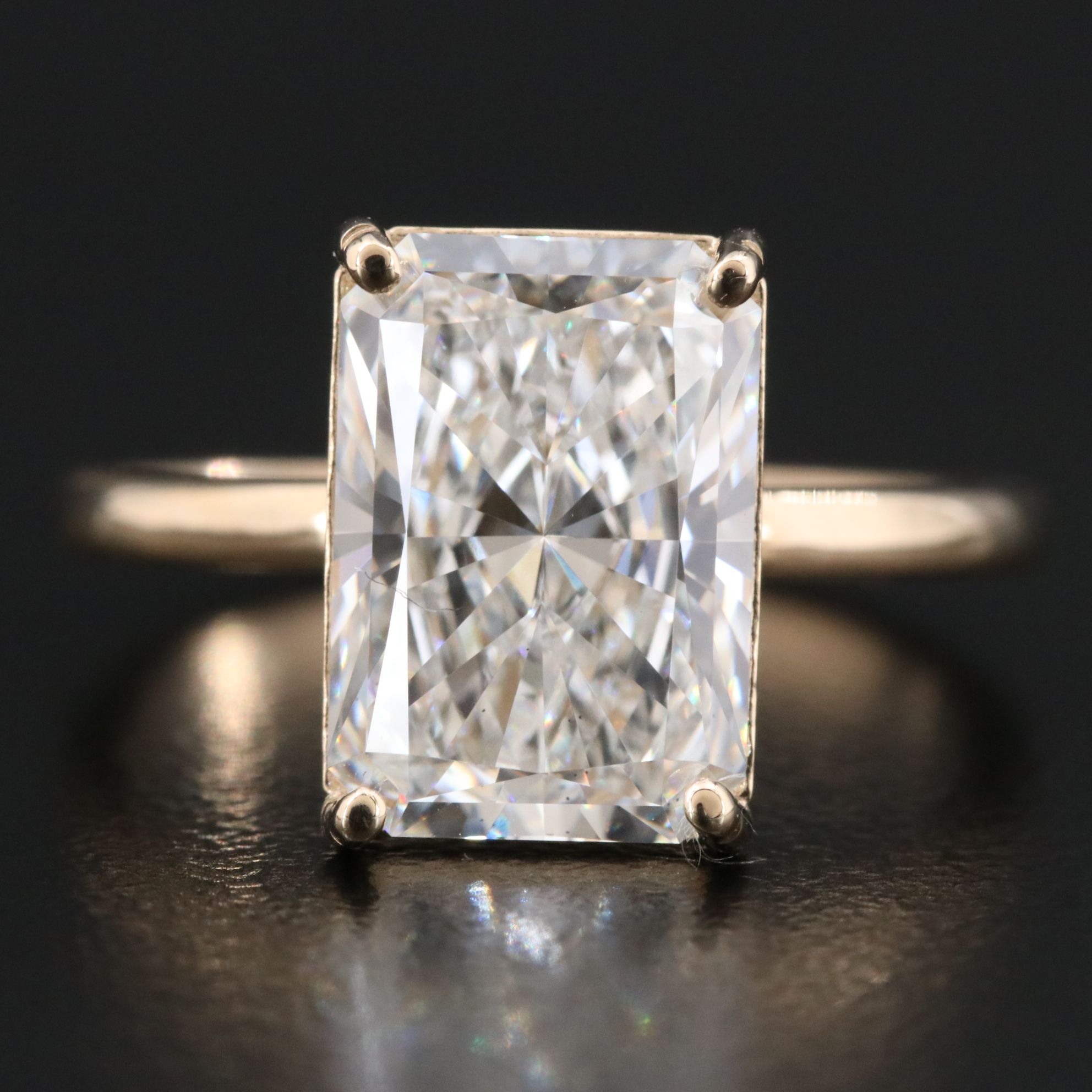 14K 4.03 CT Lab Grown Diamond Solitaire Ring with IGI Report