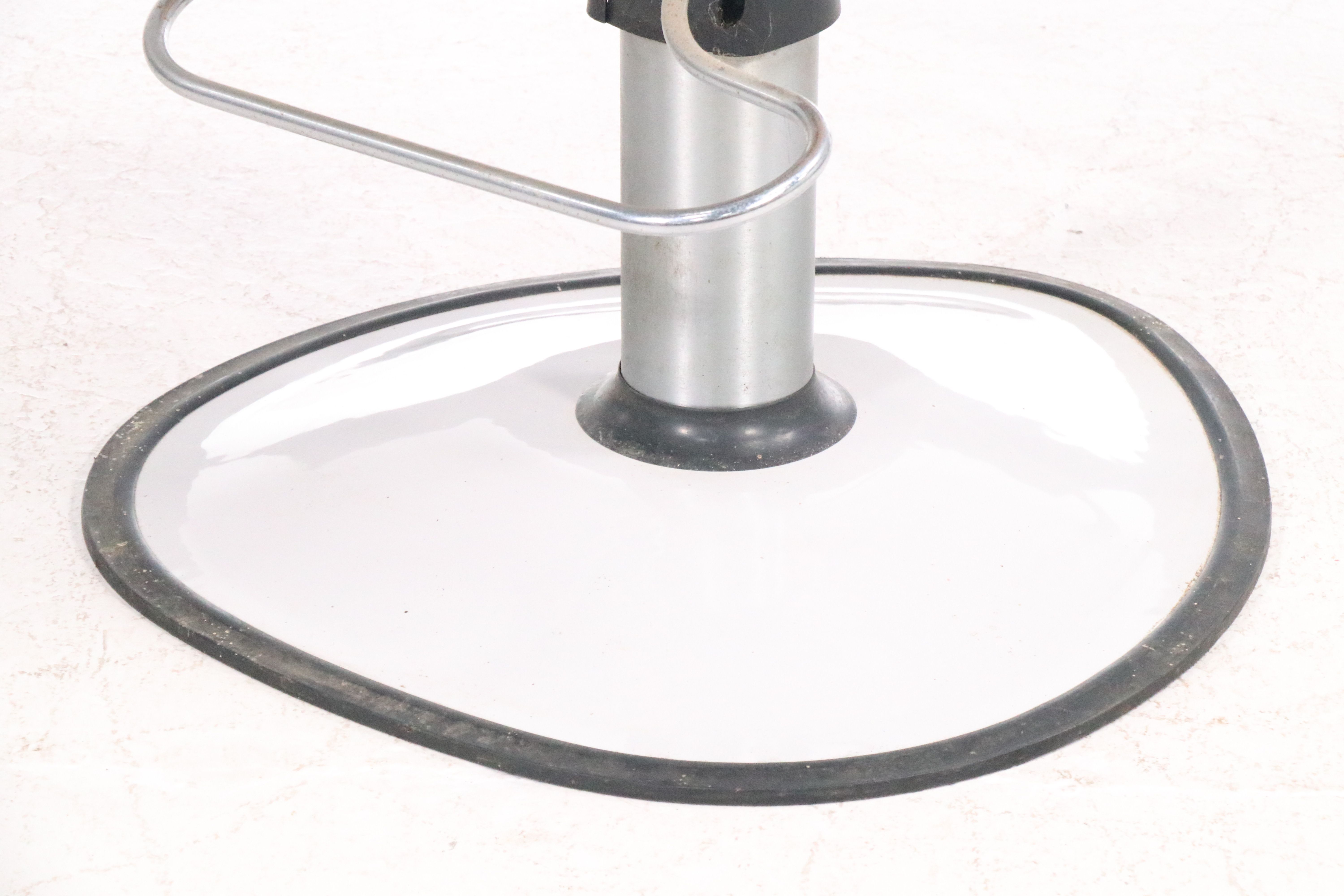 Belvedere Company Faux Leather Upholstered Hydraulic Barber's Chair, Late 20th C