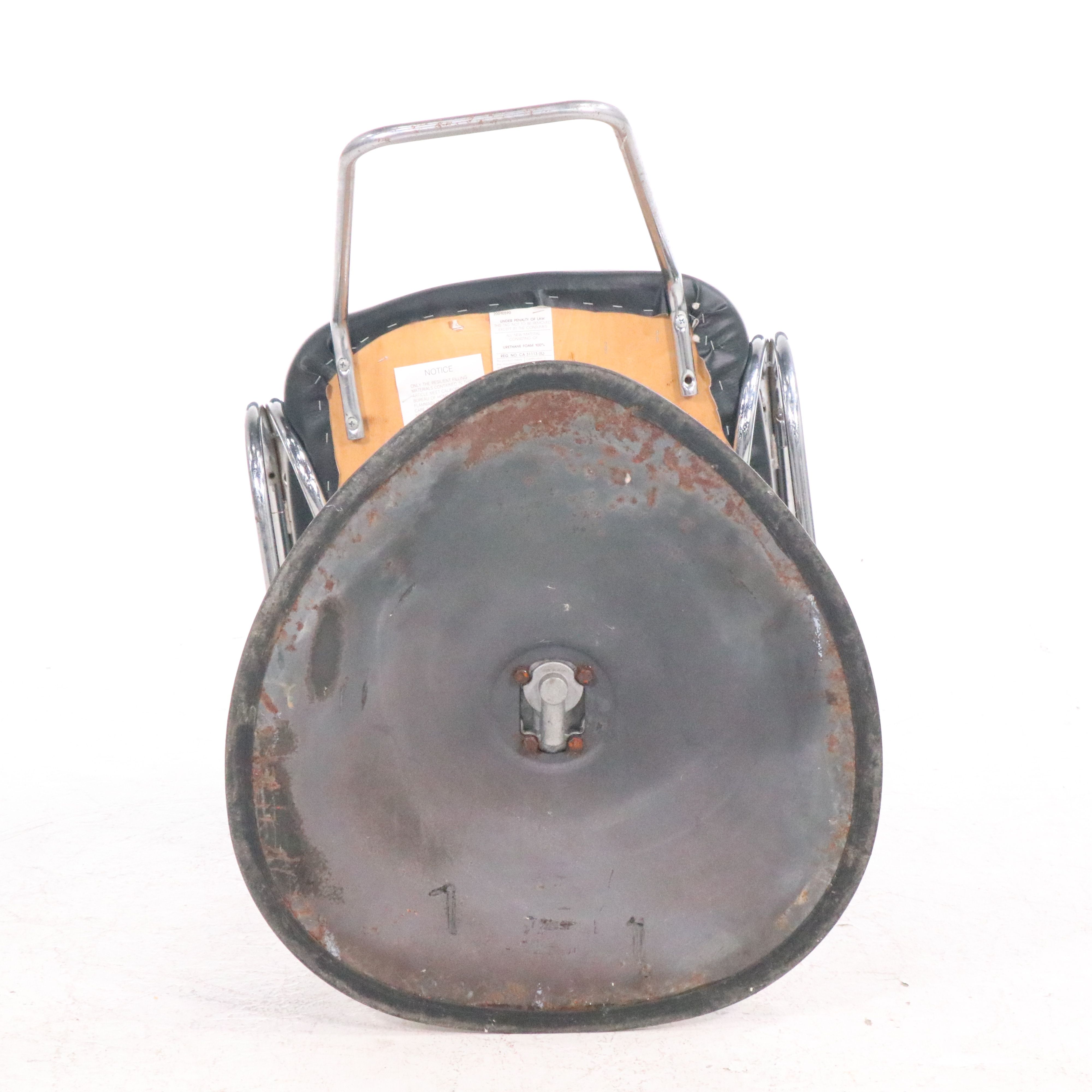 Belvedere Company Faux Leather Upholstered Hydraulic Barber's Chair, Late 20th C