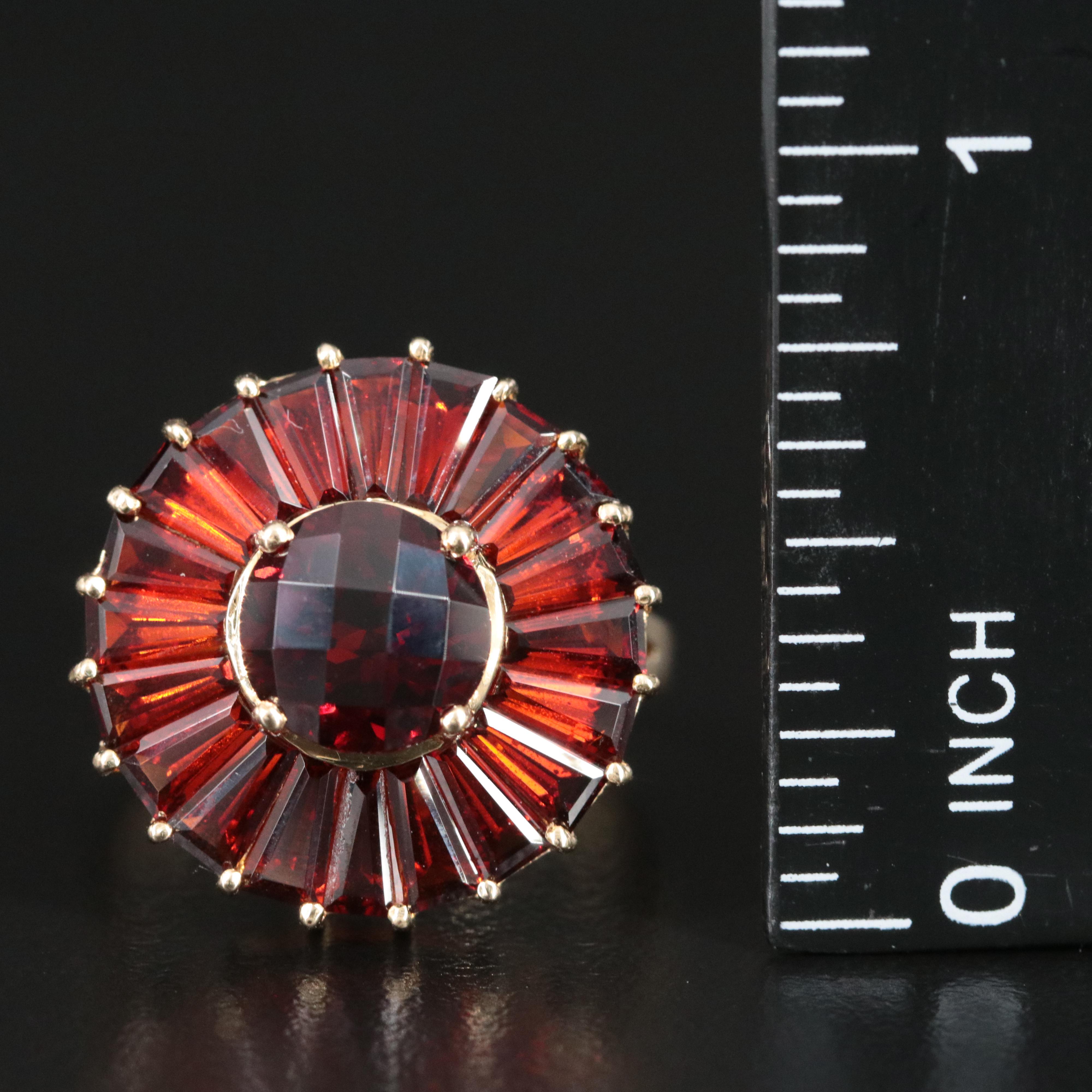 14K Garnet Ballerina RIng