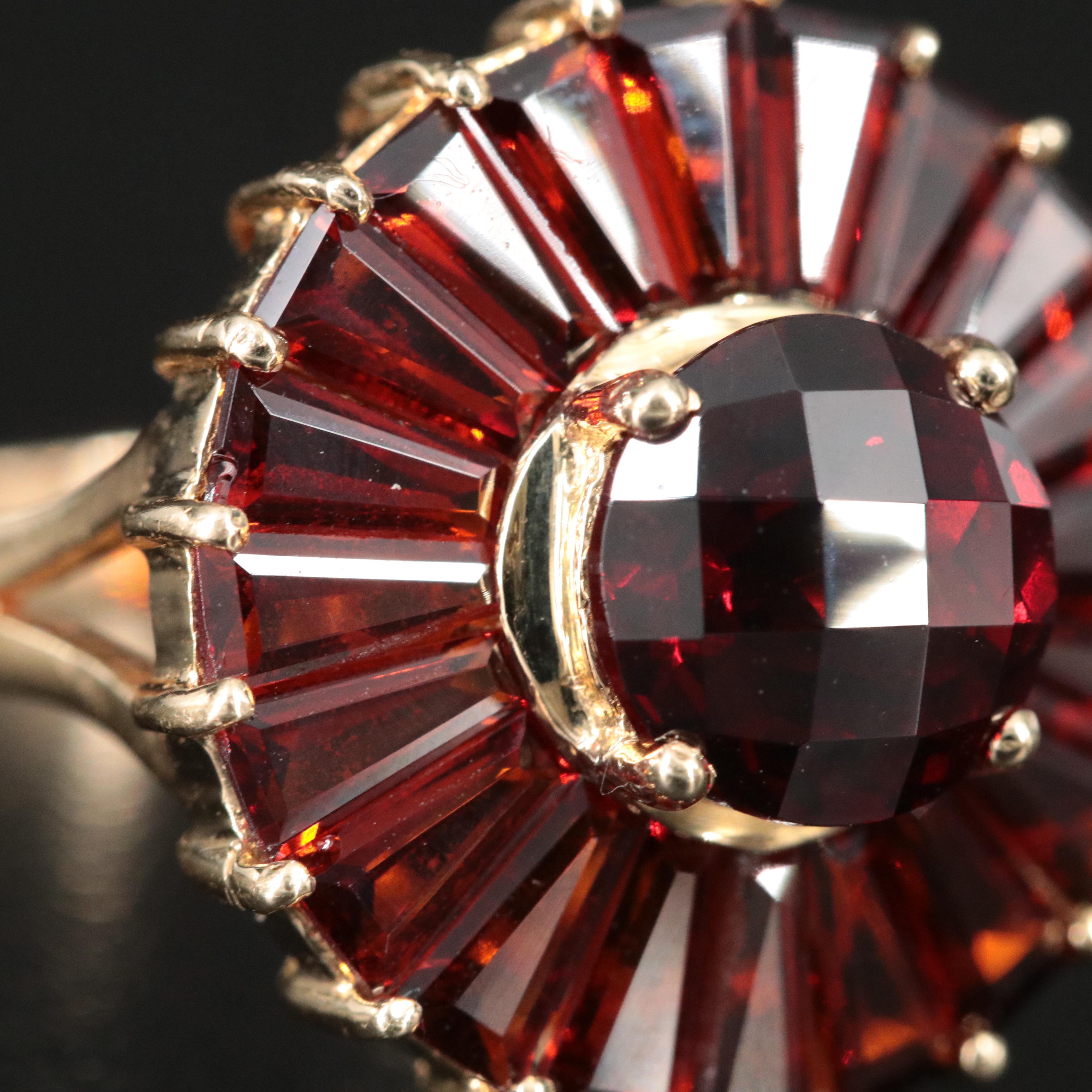 14K Garnet Ballerina RIng