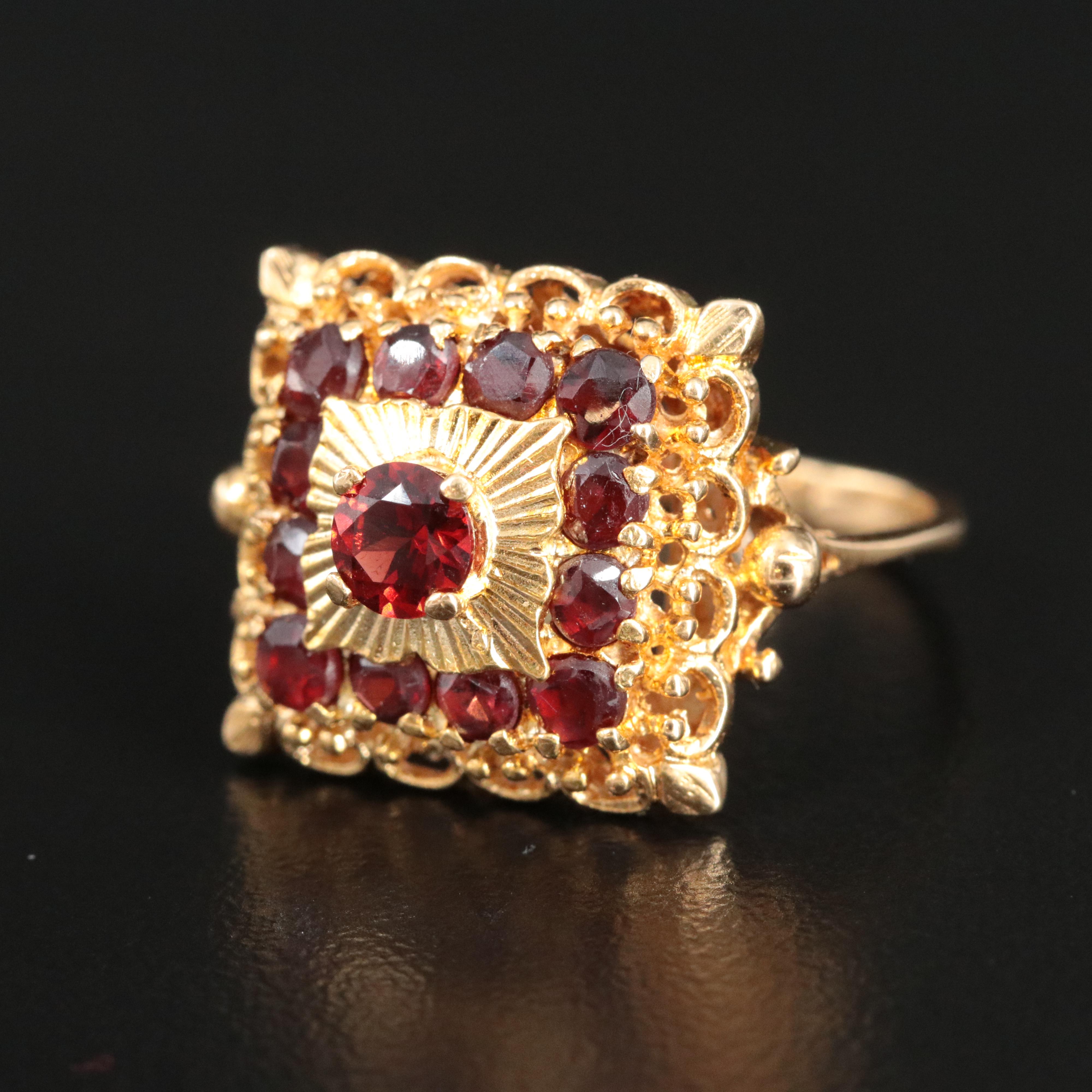 Bali Style 18K Garnet Ring