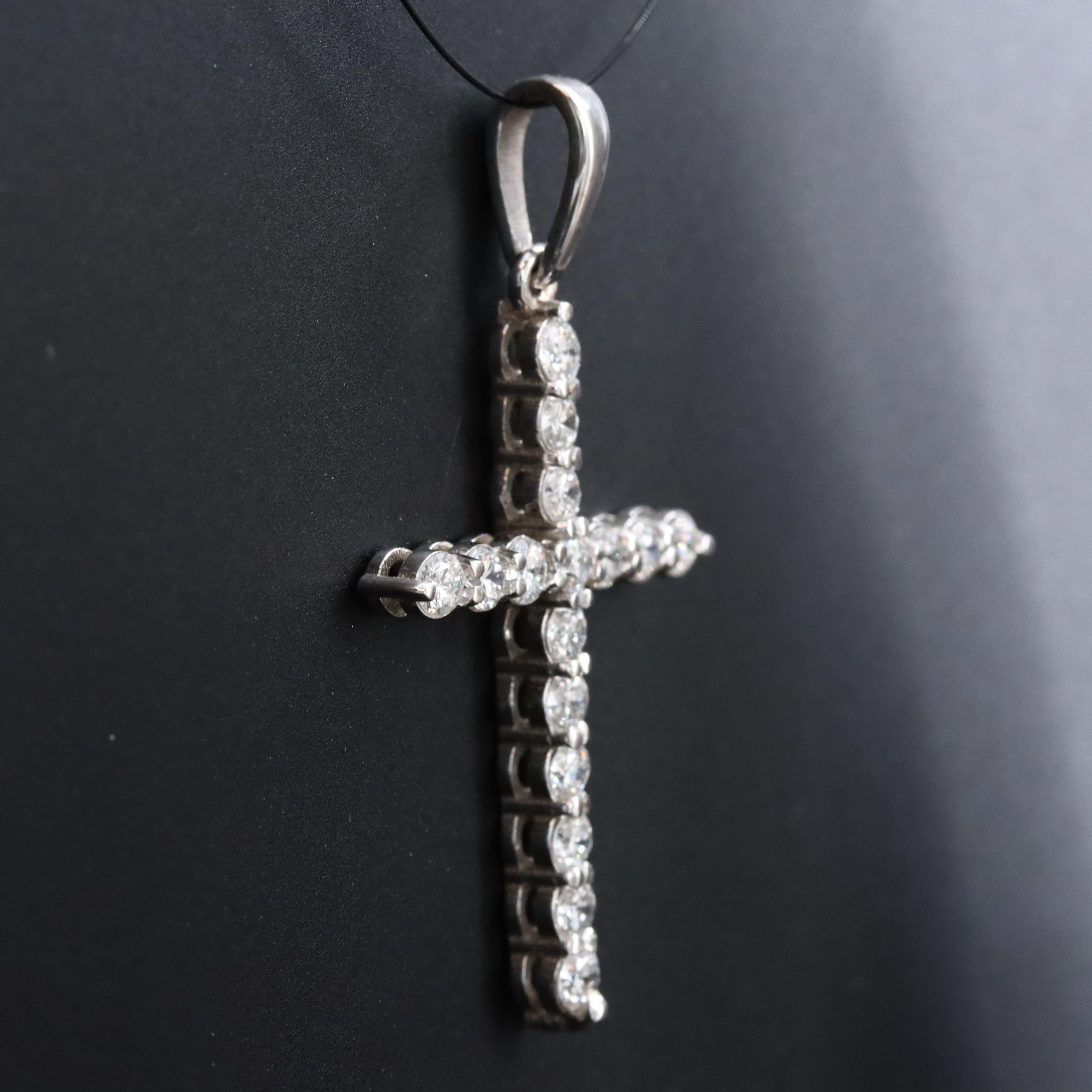 14K 0.75 CTW Lab Grown Diamond Cross Pendant