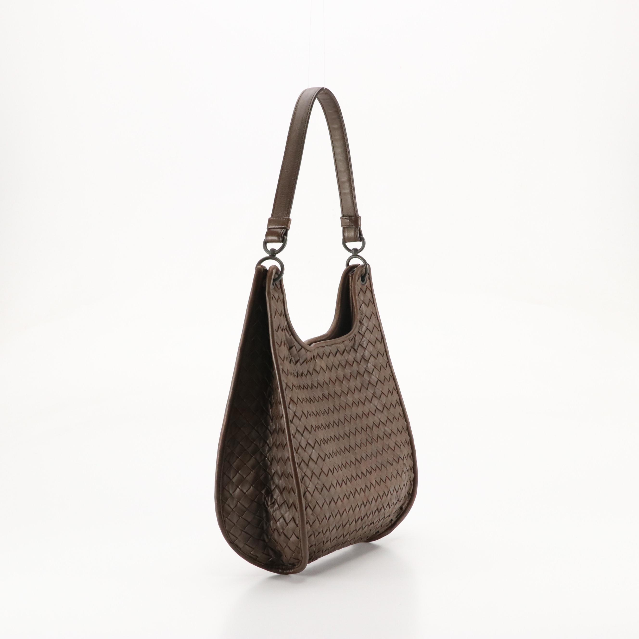 Bottega Veneta Shoulder Bag in Intrecciato Leather