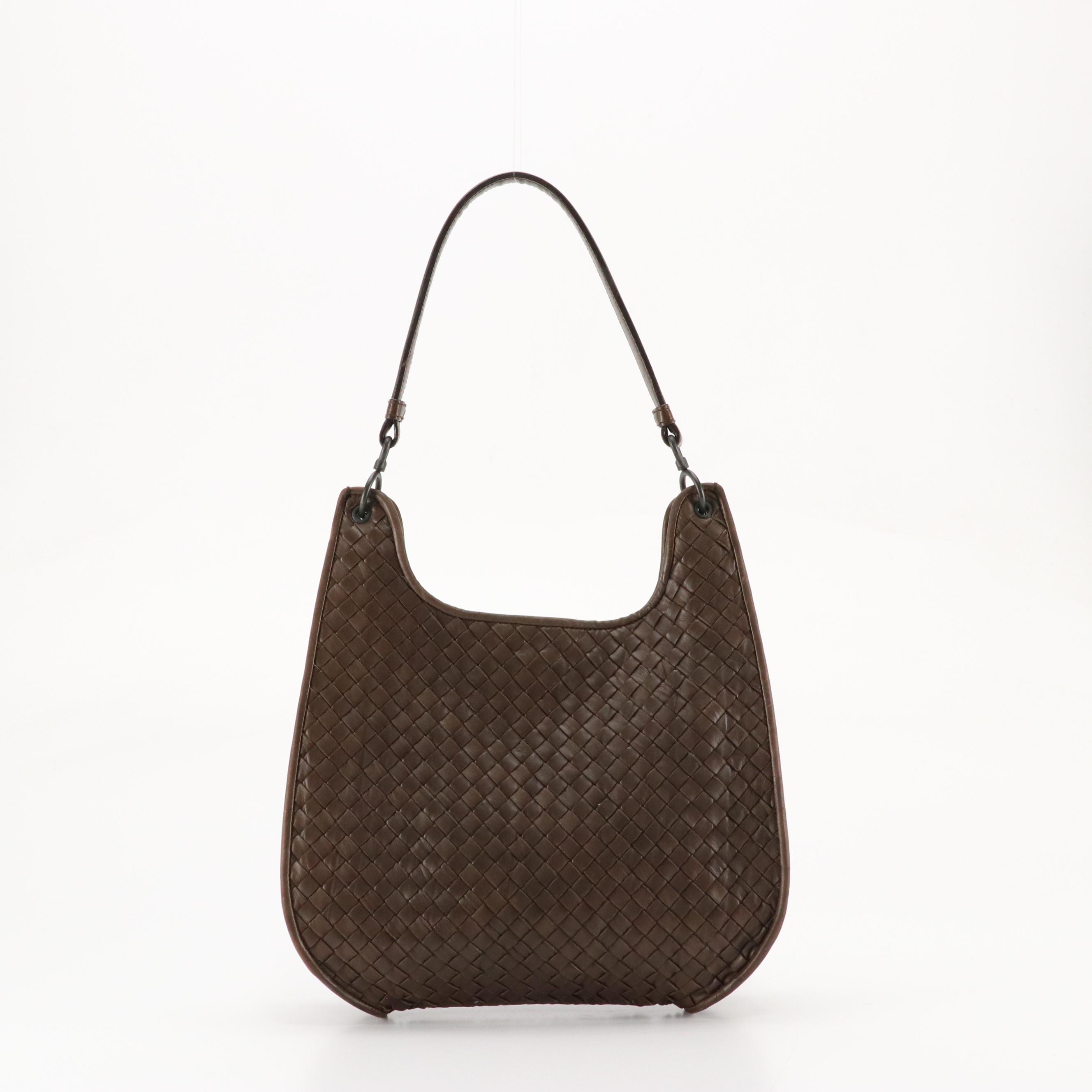 Bottega Veneta Shoulder Bag in Intrecciato Leather
