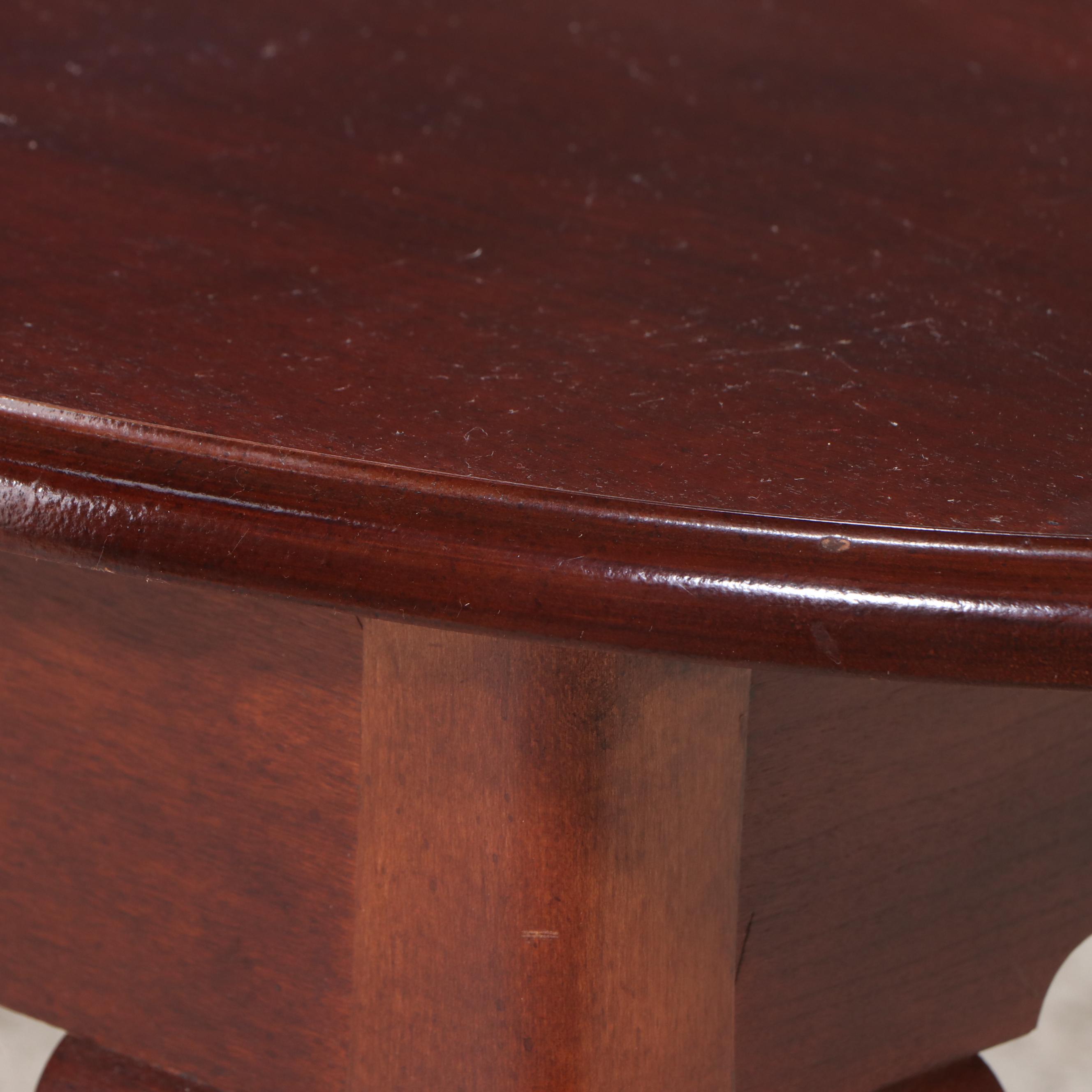 Mahogany Queen Anne Style Coffee Table