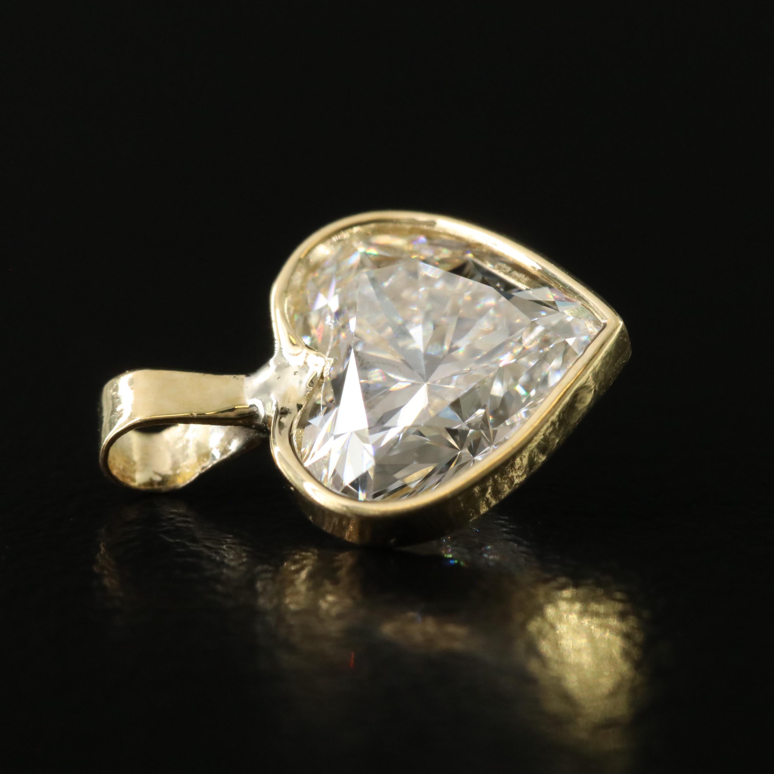 18K 2.06 CT Lab Grown Diamond Pendant with IGI Report