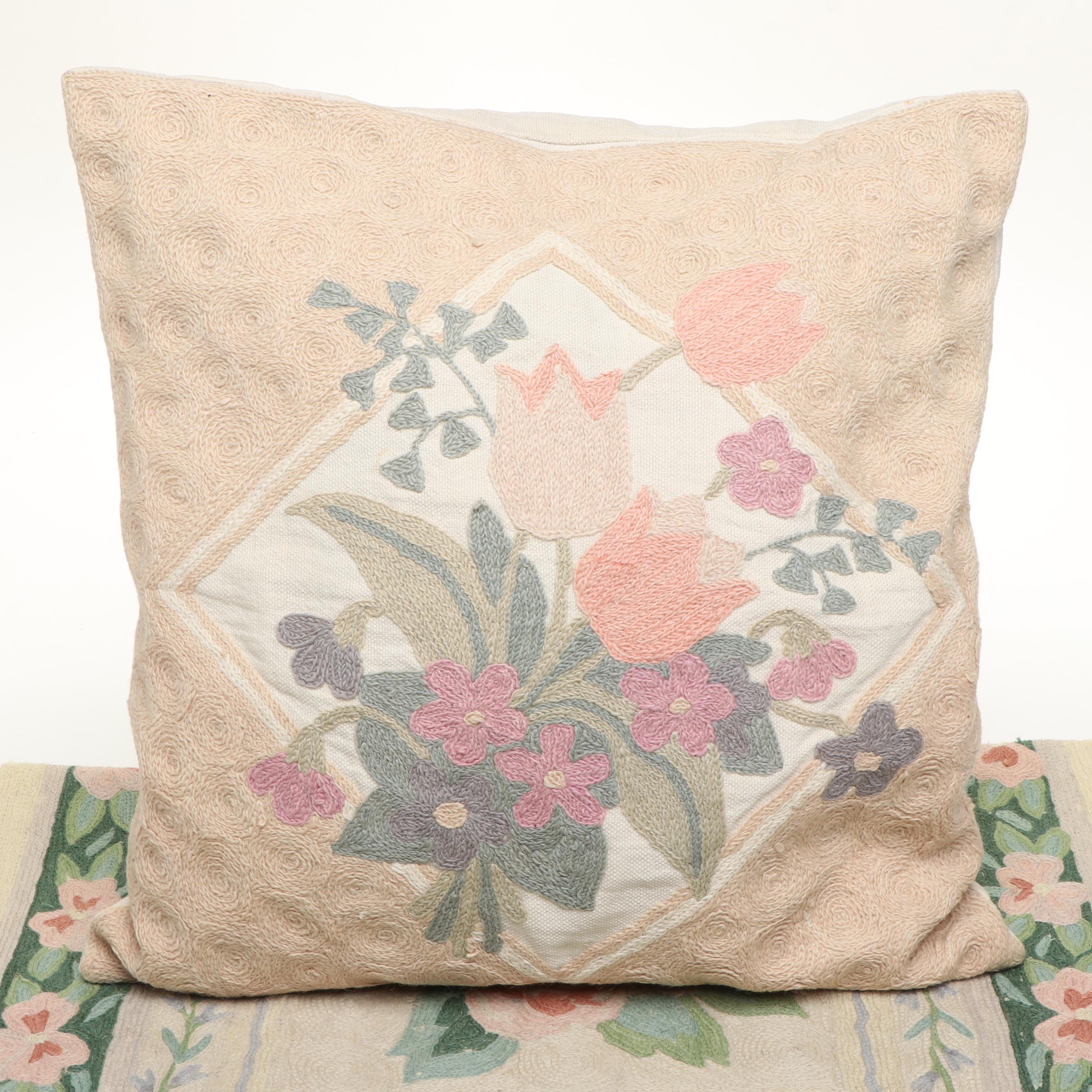 2 x 3'2 Veronica Marsh Floral Accent Rug with Decorative Throw Pillow